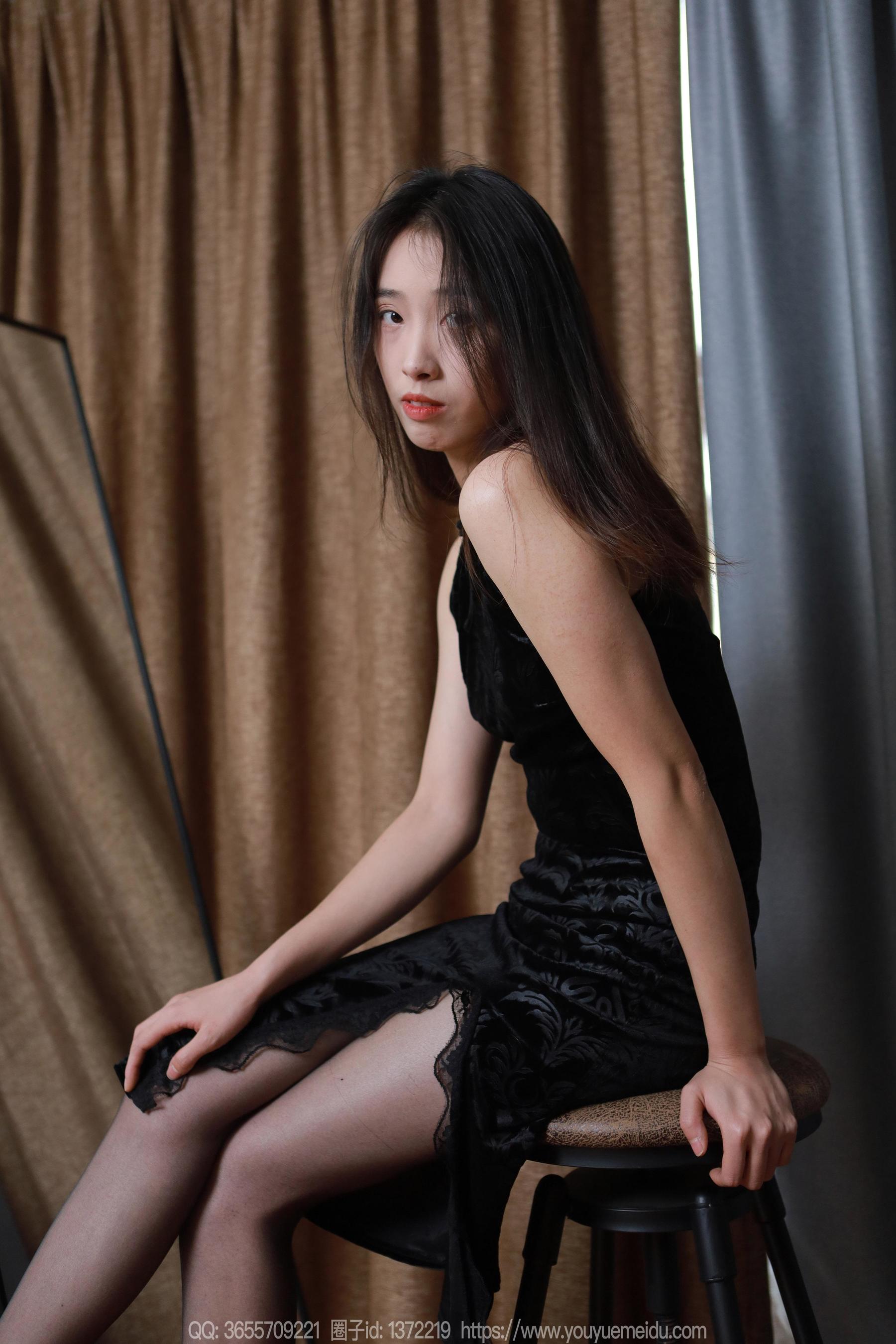 IESS异思趣向 - 模特： 小九 《含情脉脉》