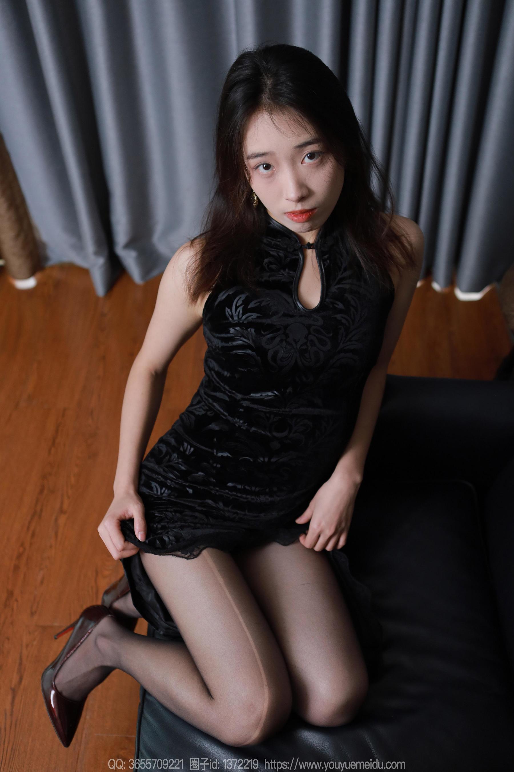IESS异思趣向 - 模特： 小九 《含情脉脉》