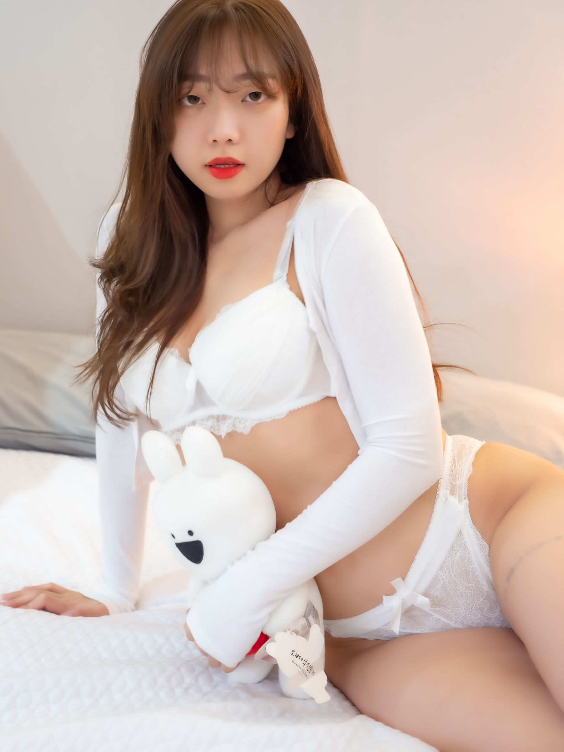 Koby - Sexy Girlfriend