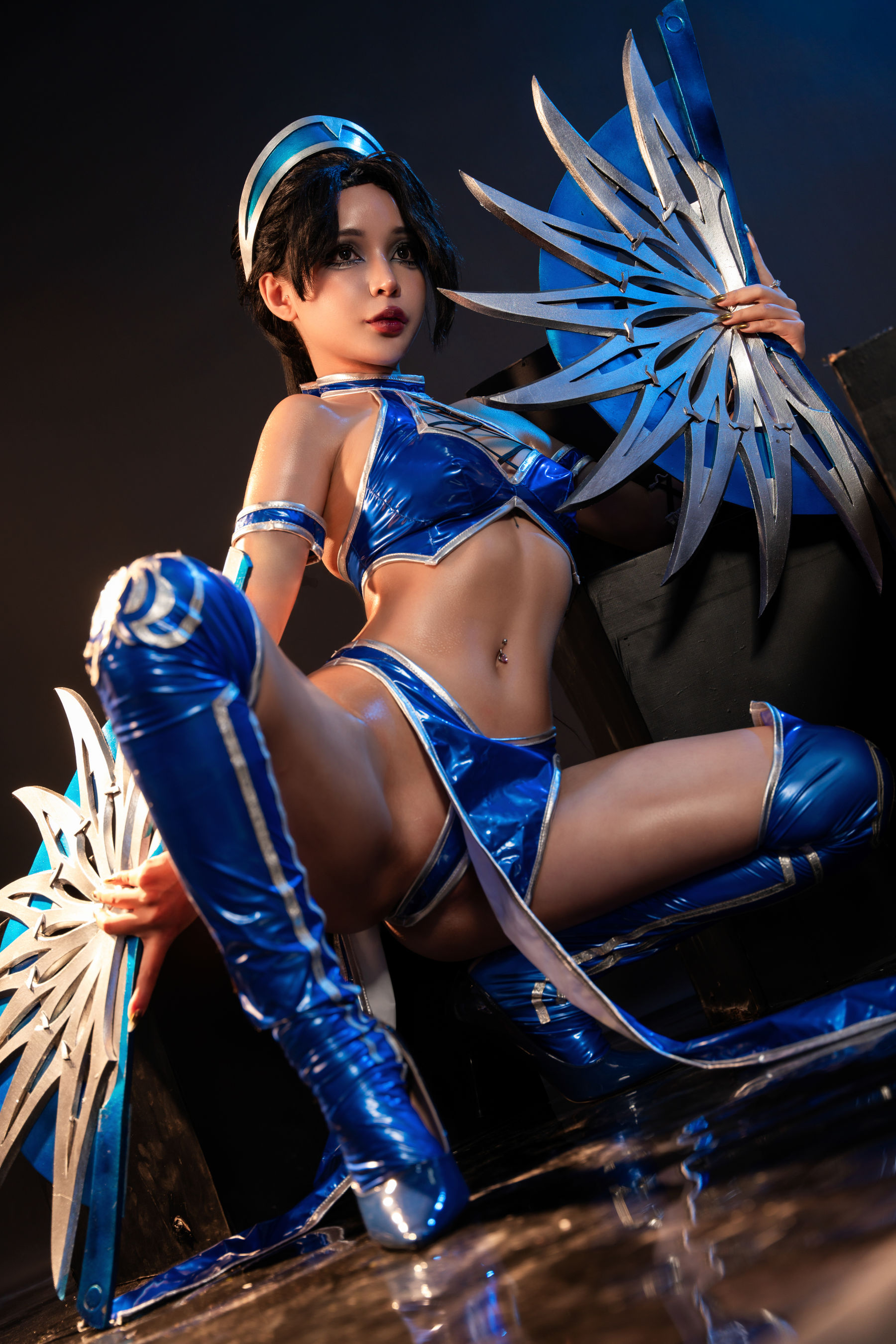 Umeko J - cosplay Kitana Mortal Kombat