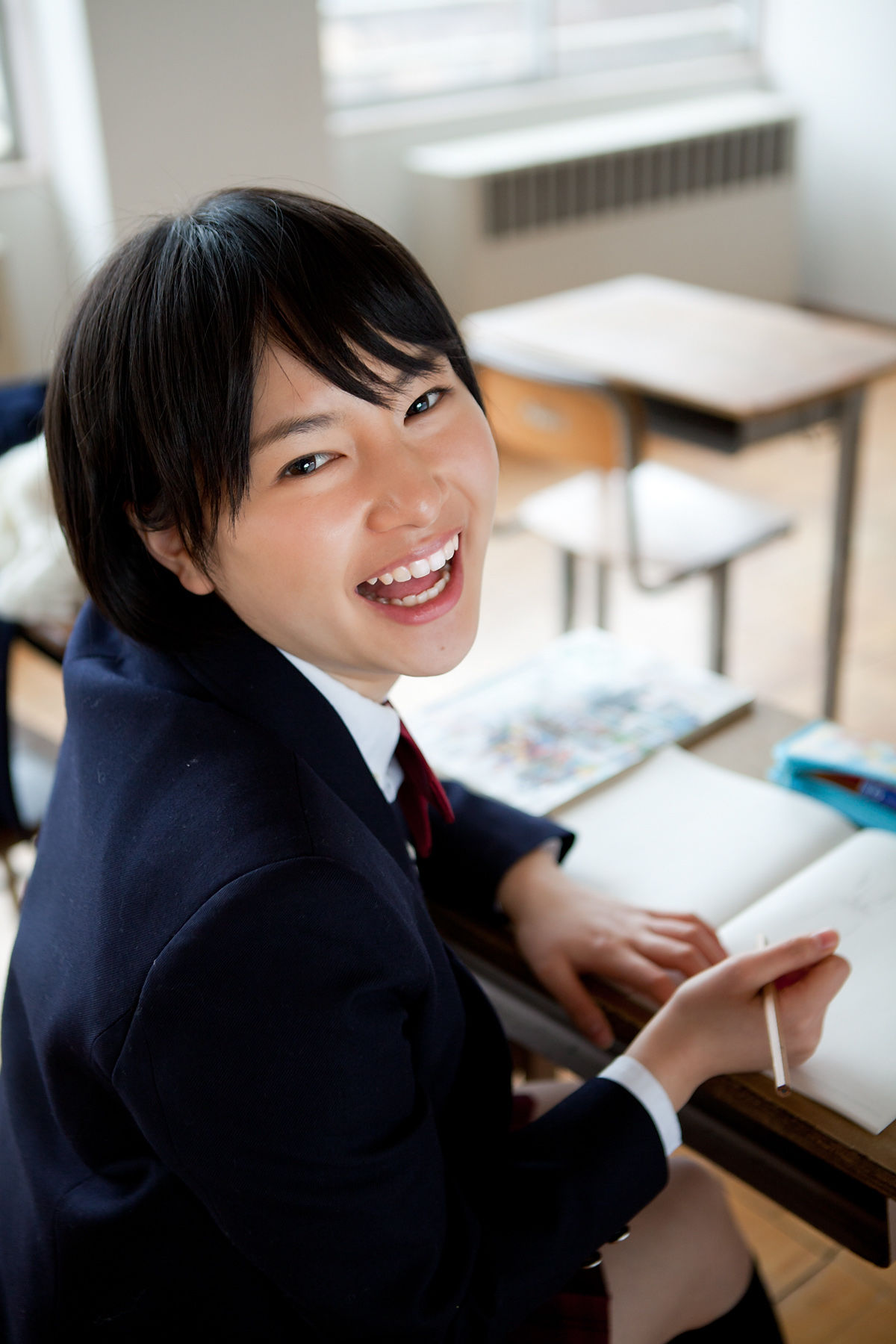 [Girlz-High] Nao Misaki 美咲奈緒 - gen_006_001