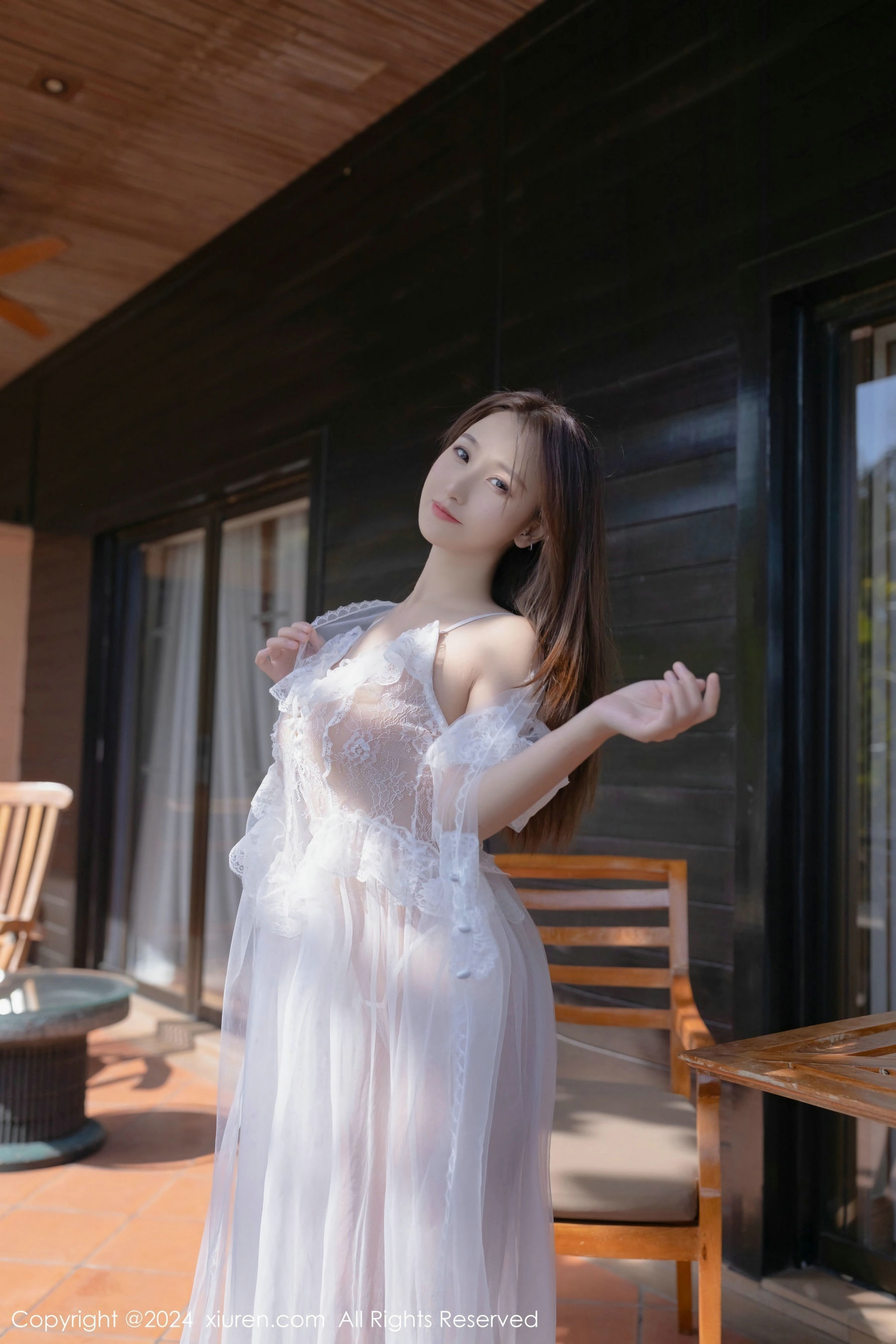 [秀人XiuRen] 2024.03.27 No.8302 杏子Yada