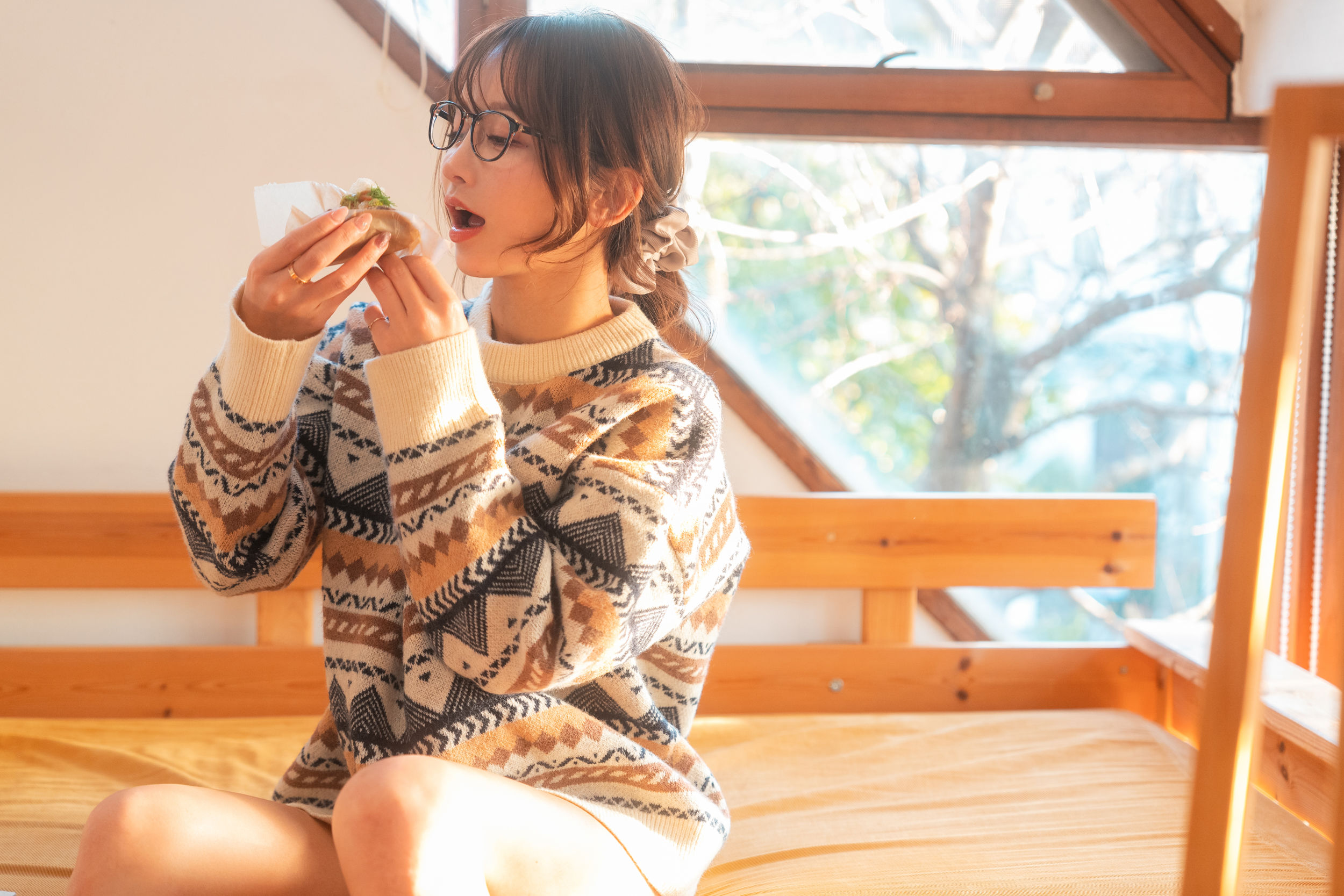 いくみ – (193iKkyu3) [Fantia] 2023年03月 Warm and Fluffy Knit