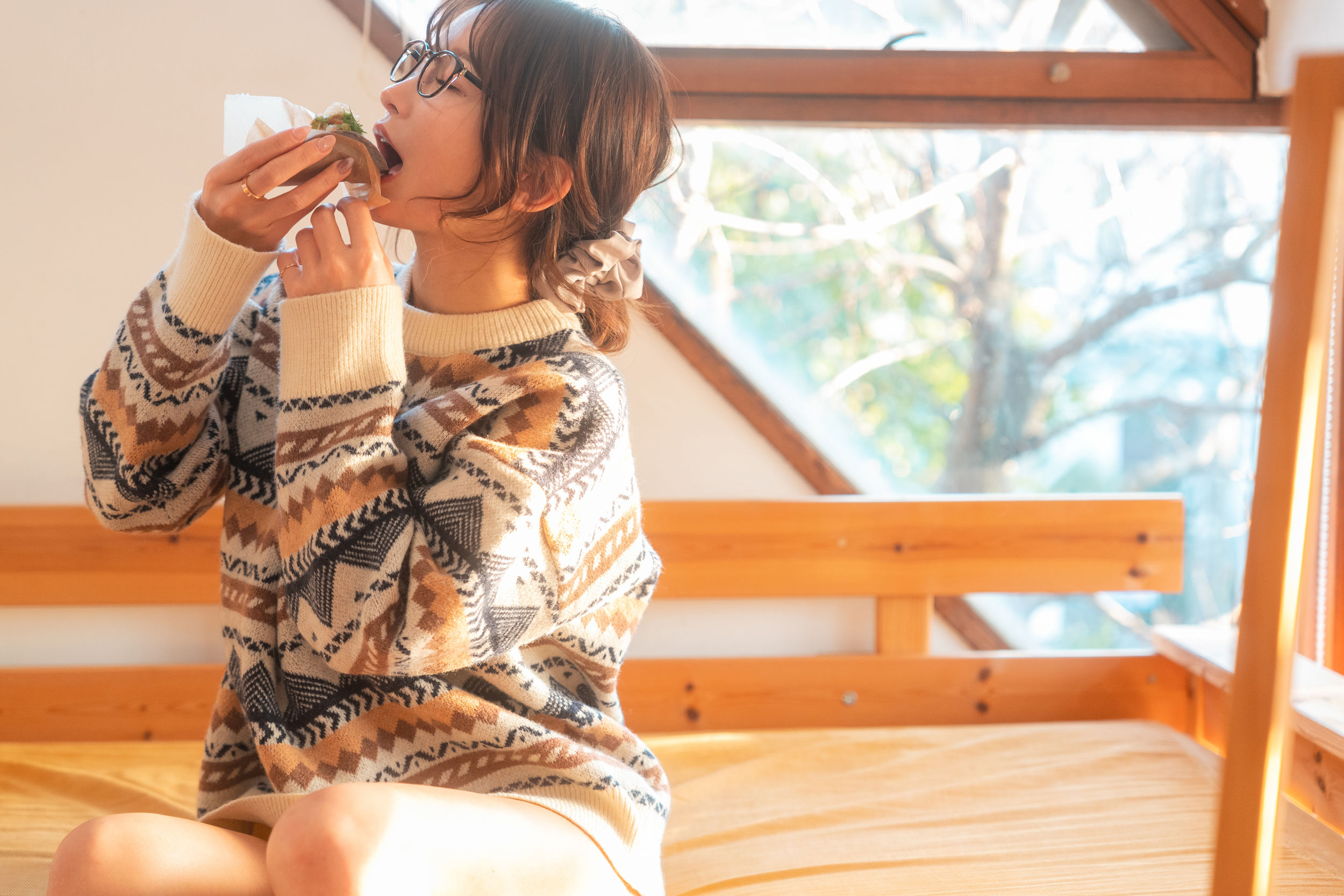 いくみ – (193iKkyu3) [Fantia] 2023年03月 Warm and Fluffy Knit