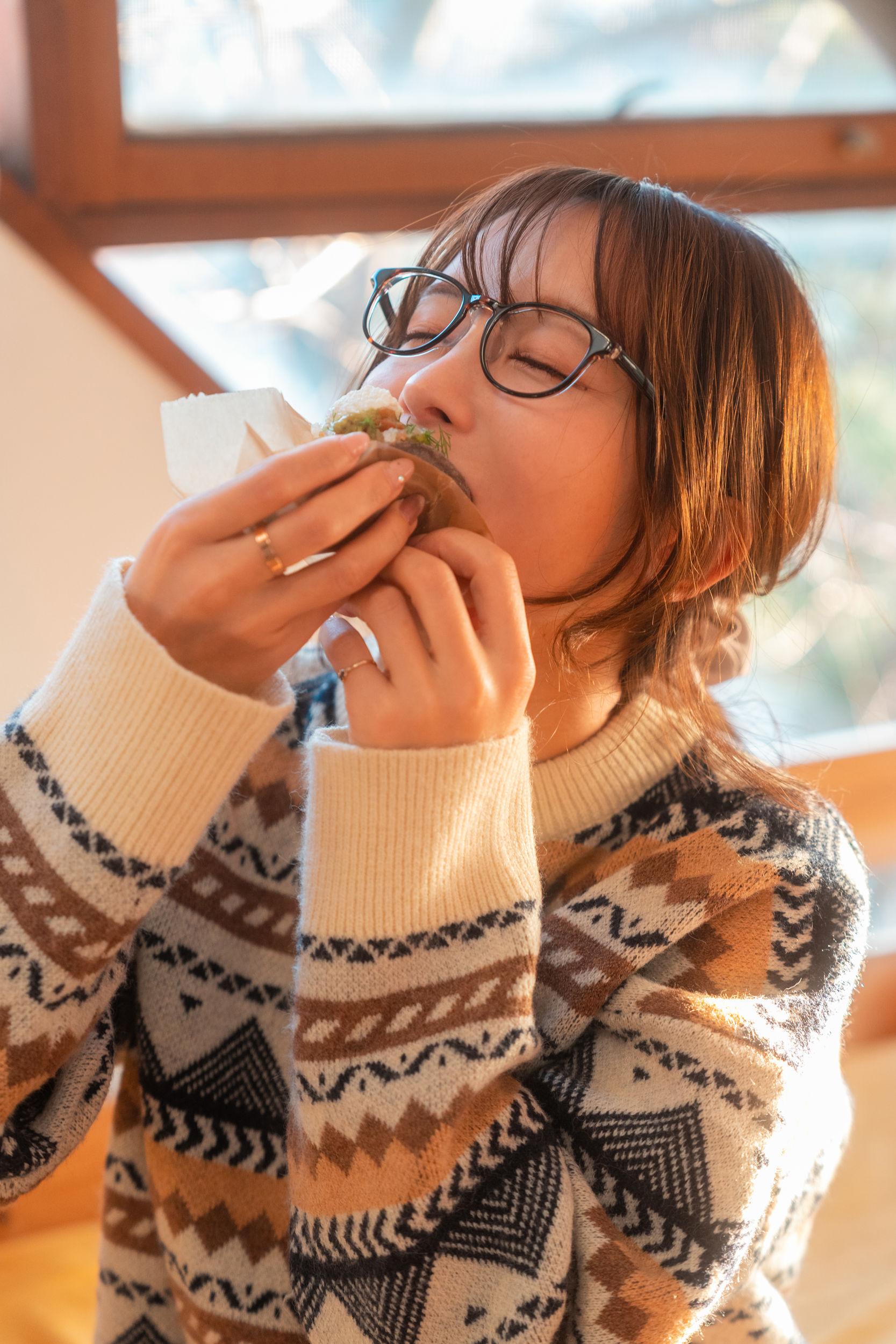 いくみ – (193iKkyu3) [Fantia] 2023年03月 Warm and Fluffy Knit