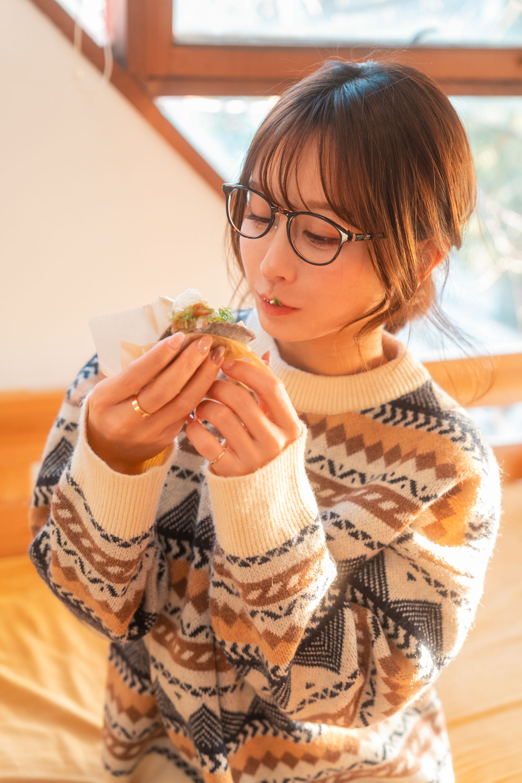 いくみ – (193iKkyu3) [Fantia] 2023年03月 Warm and Fluffy Knit