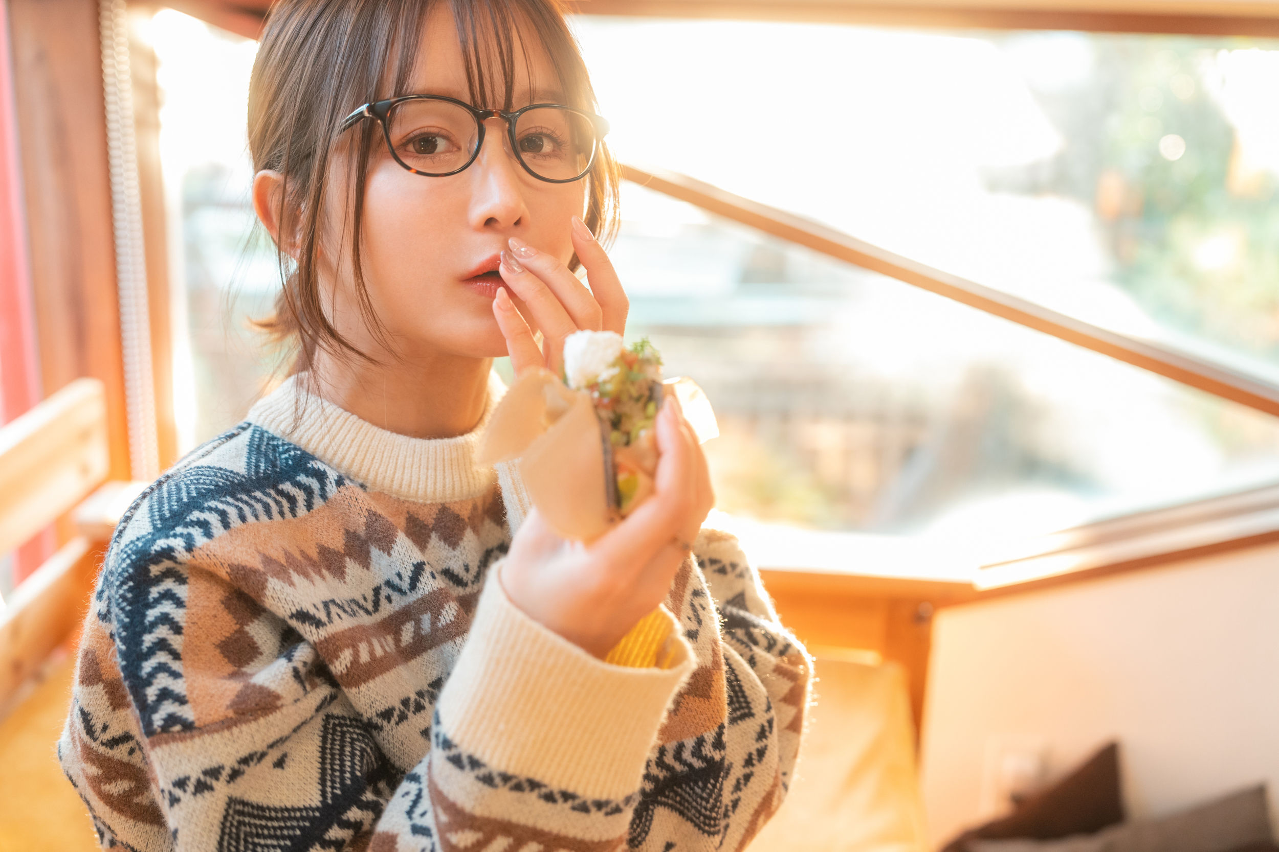 いくみ – (193iKkyu3) [Fantia] 2023年03月 Warm and Fluffy Knit