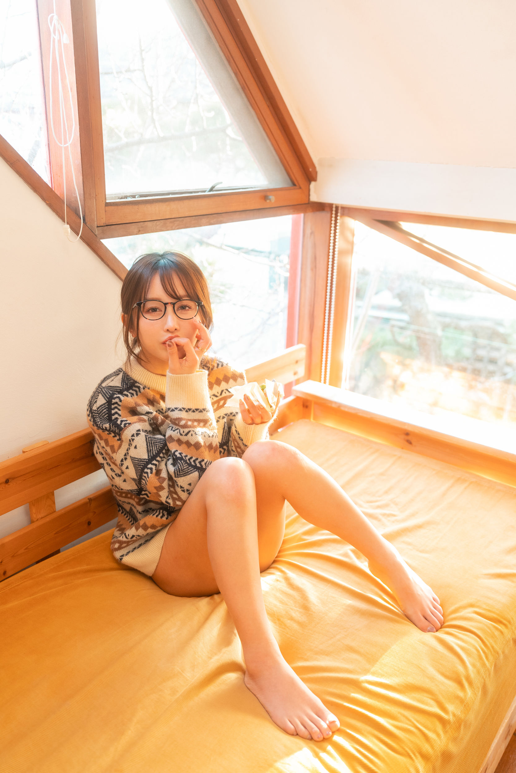いくみ – (193iKkyu3) [Fantia] 2023年03月 Warm and Fluffy Knit