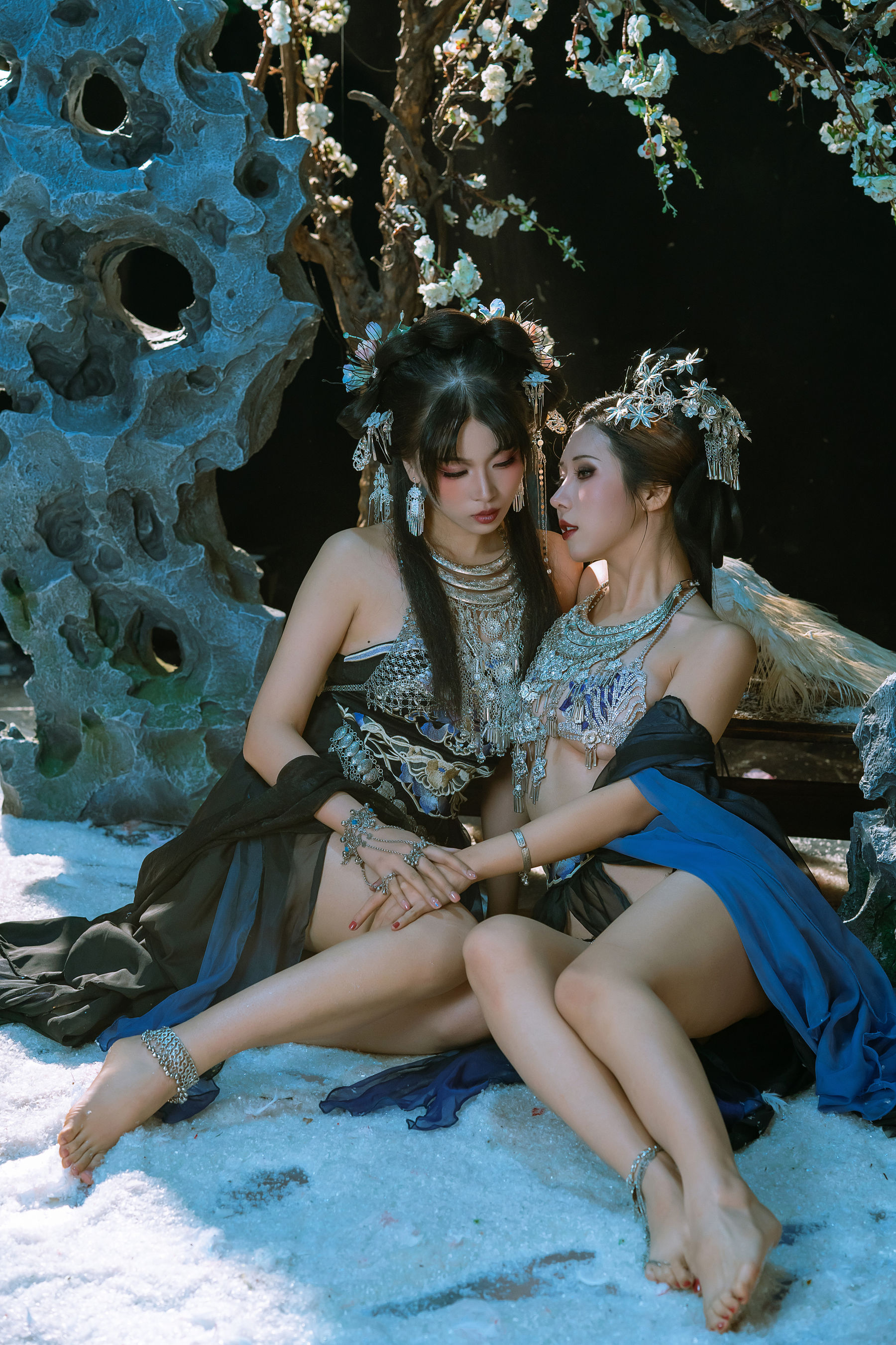 云溪溪 - 奶桃&轩萧学姐 苗疆少女
