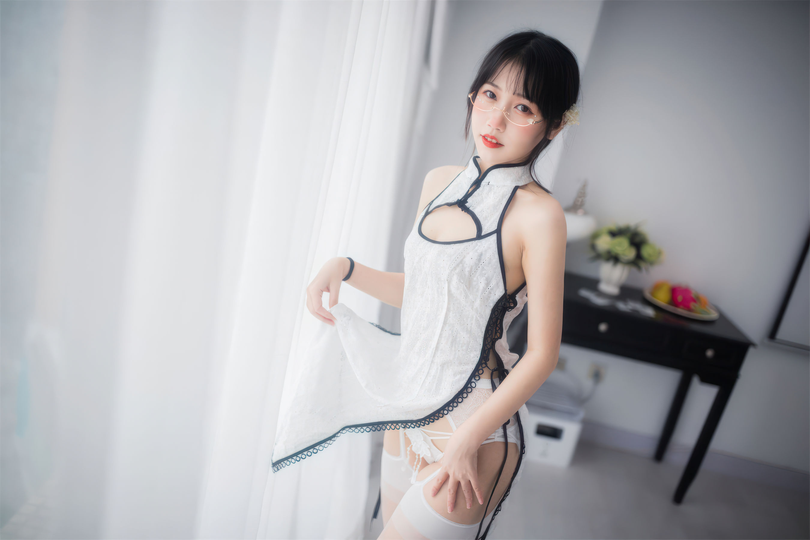微博人气Coser 不呆猫 - 人妻白旗袍