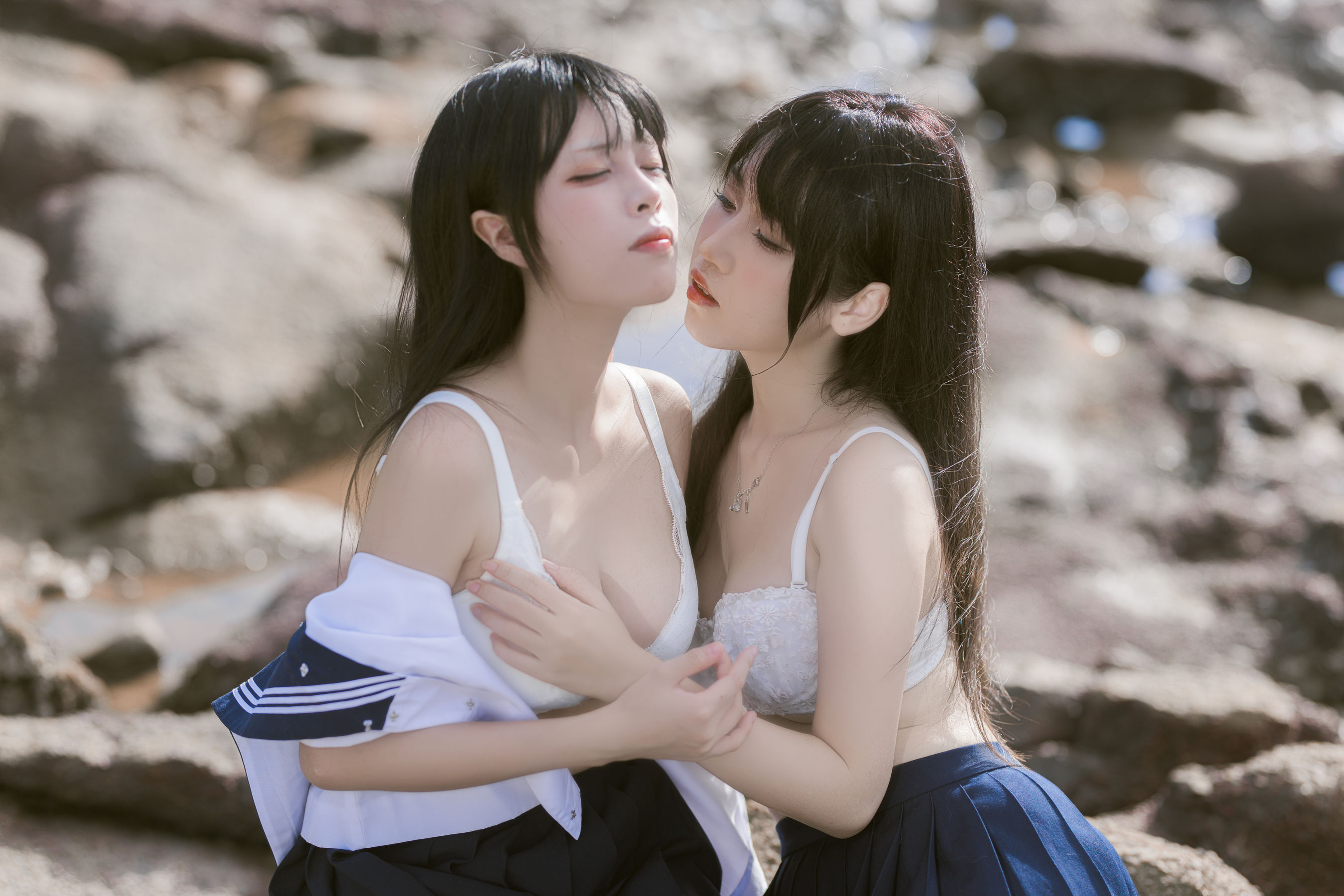 微博人气Coser 不呆猫&三無人型 - 水手服百合黑丝