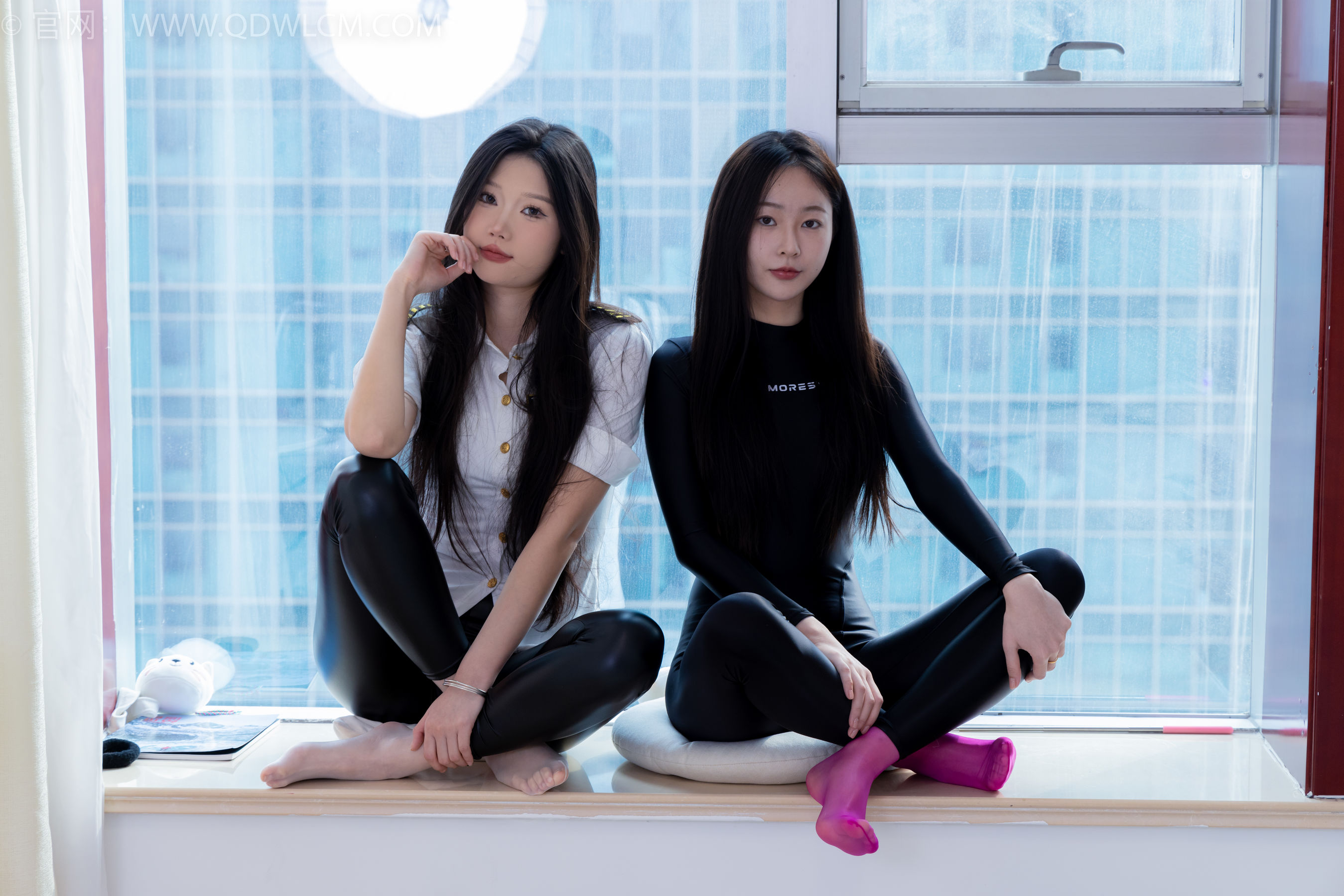 物恋传媒 No.1887 小竹&美兔 -黑白分明