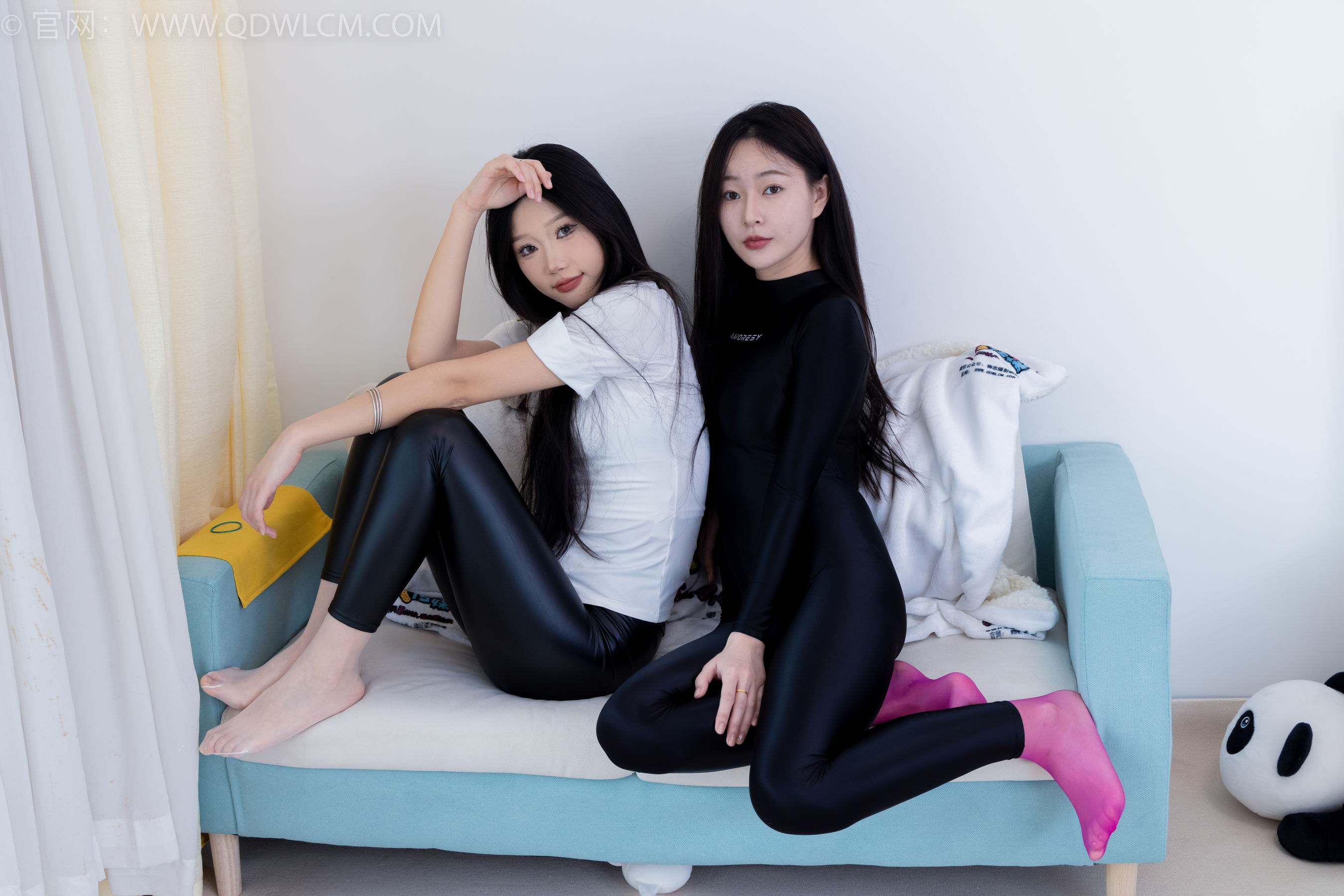 物恋传媒 No.1887 小竹&美兔 -黑白分明