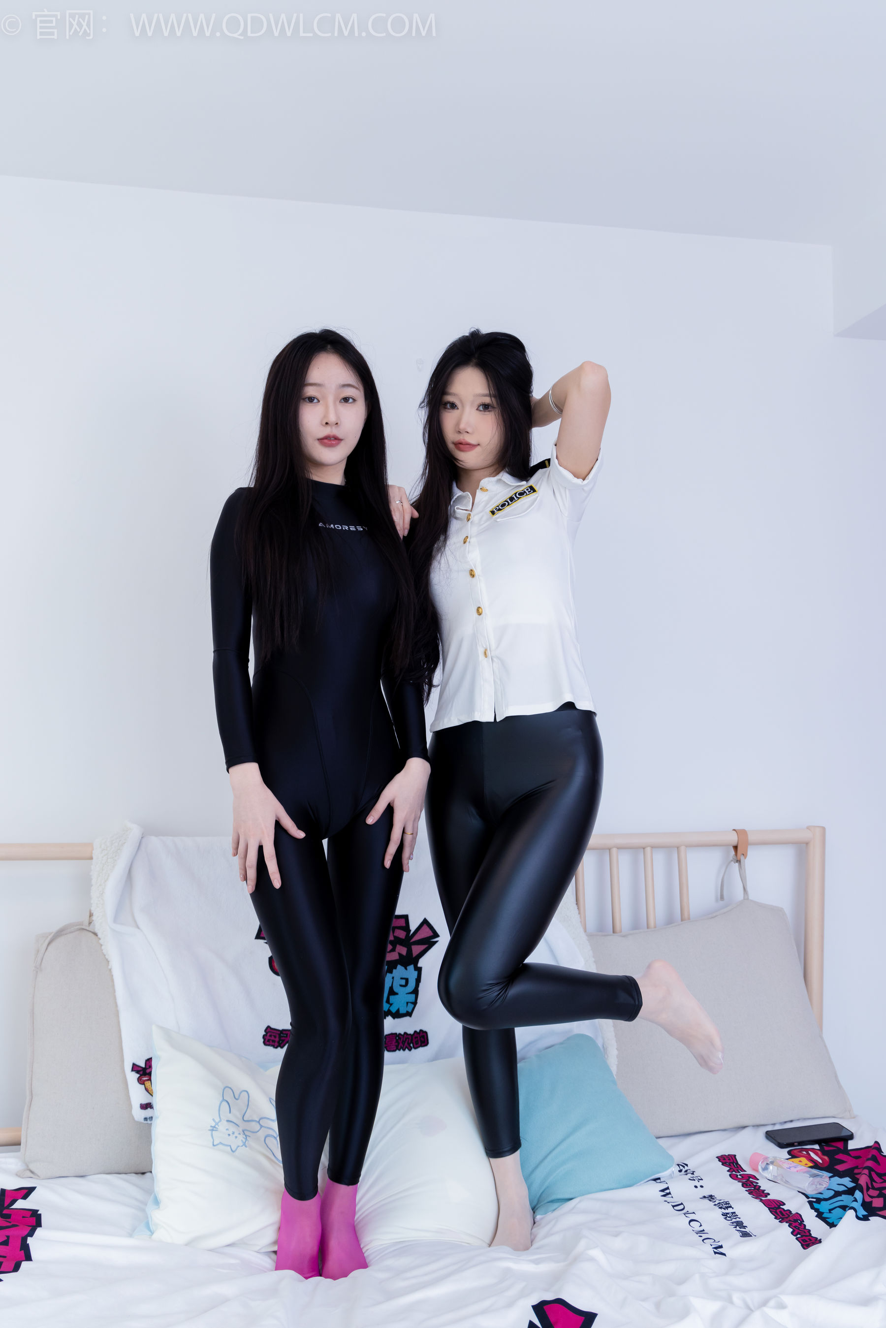 物恋传媒 No.1887 小竹&美兔 -黑白分明