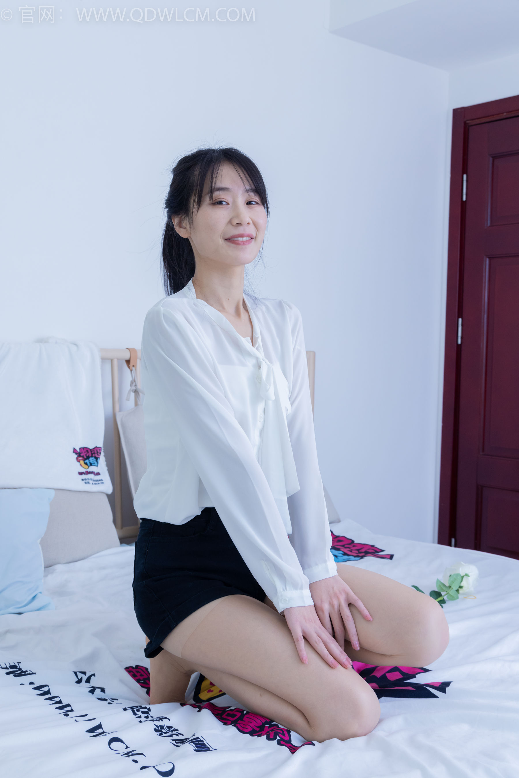物恋传媒 No.1904 菜菜 -荆棘公主