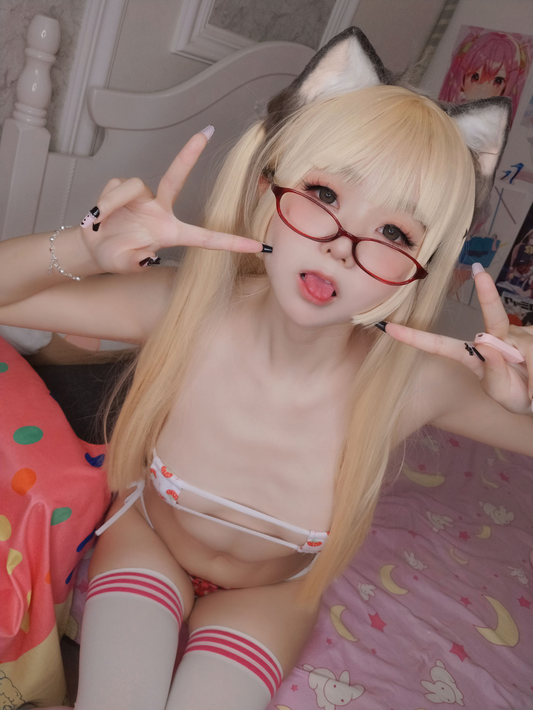 萌妹子Coser 摇摇乐yoyo fantia 24年02月会员合集