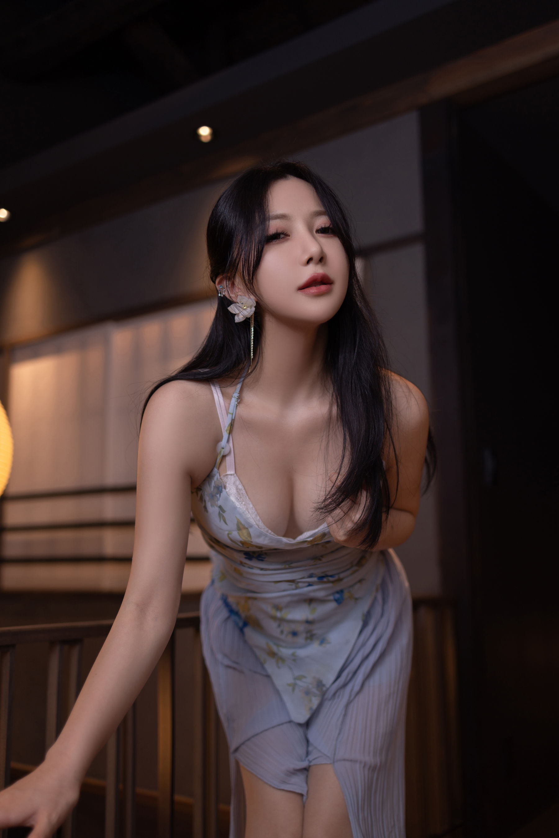 鱼子酱 她的体香写真