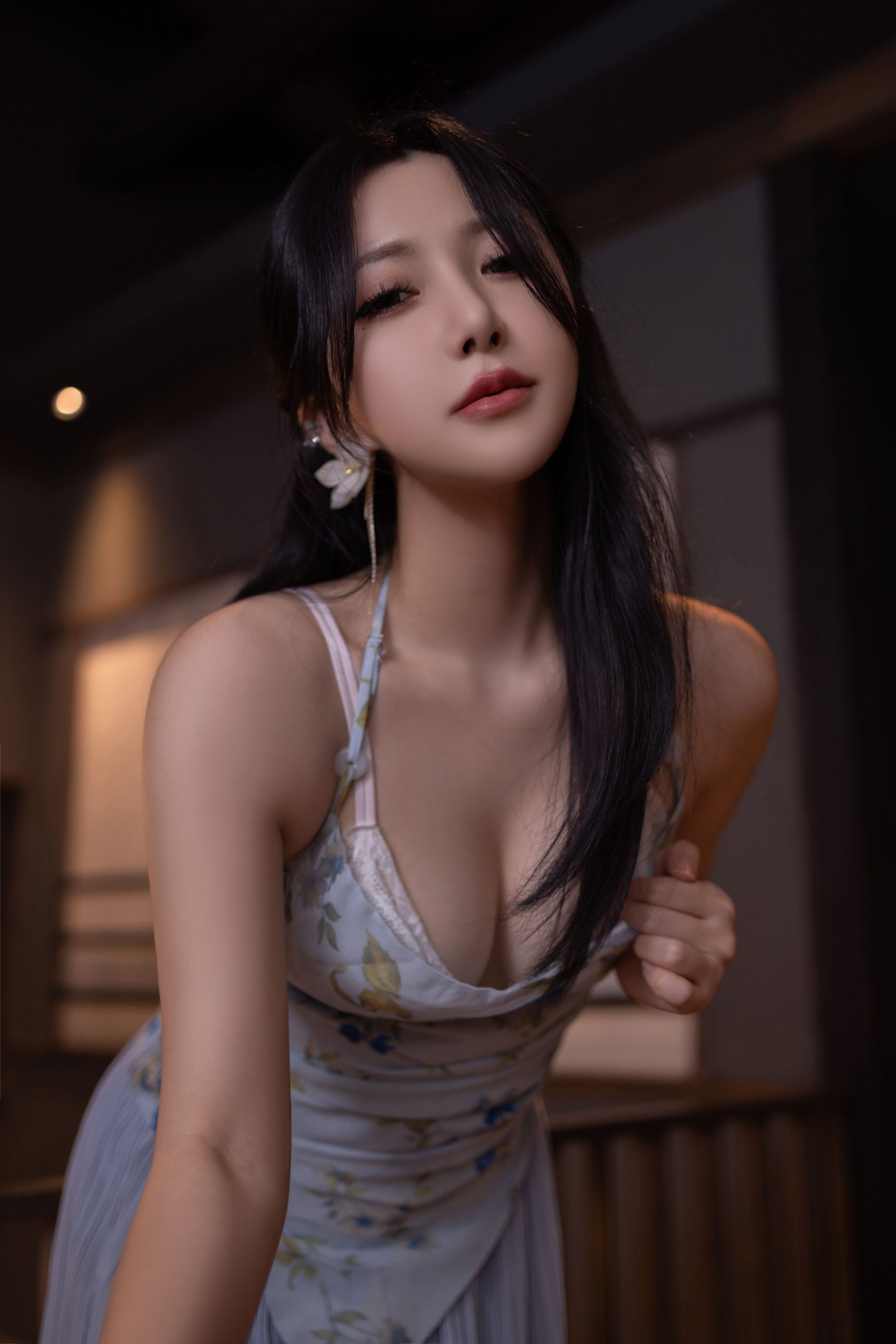 鱼子酱 她的体香写真