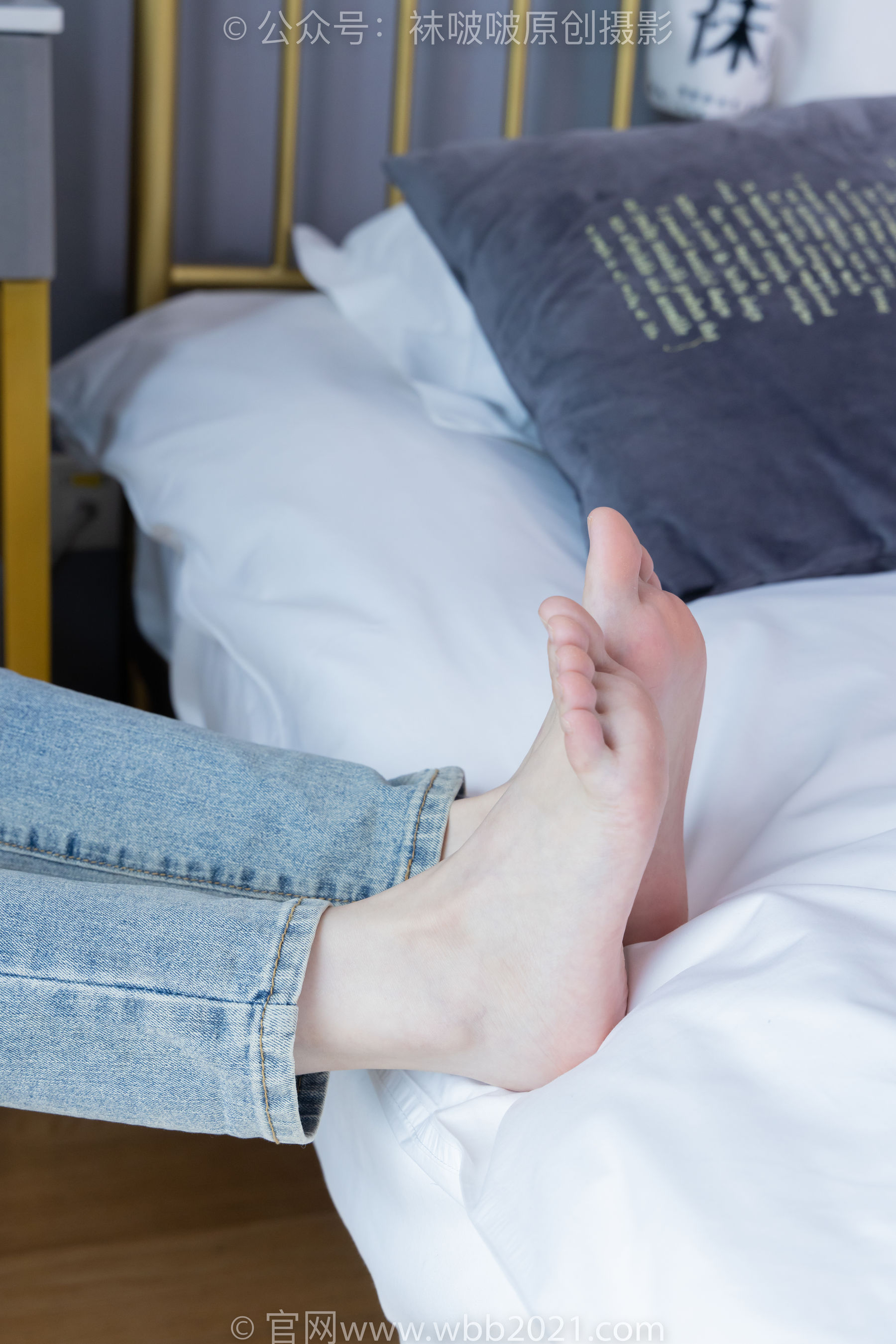 BoBoSocks袜啵啵 No.359 甜甜圈 -板鞋、高跟鞋、牛仔裤、裸足、连衣裙、肉丝