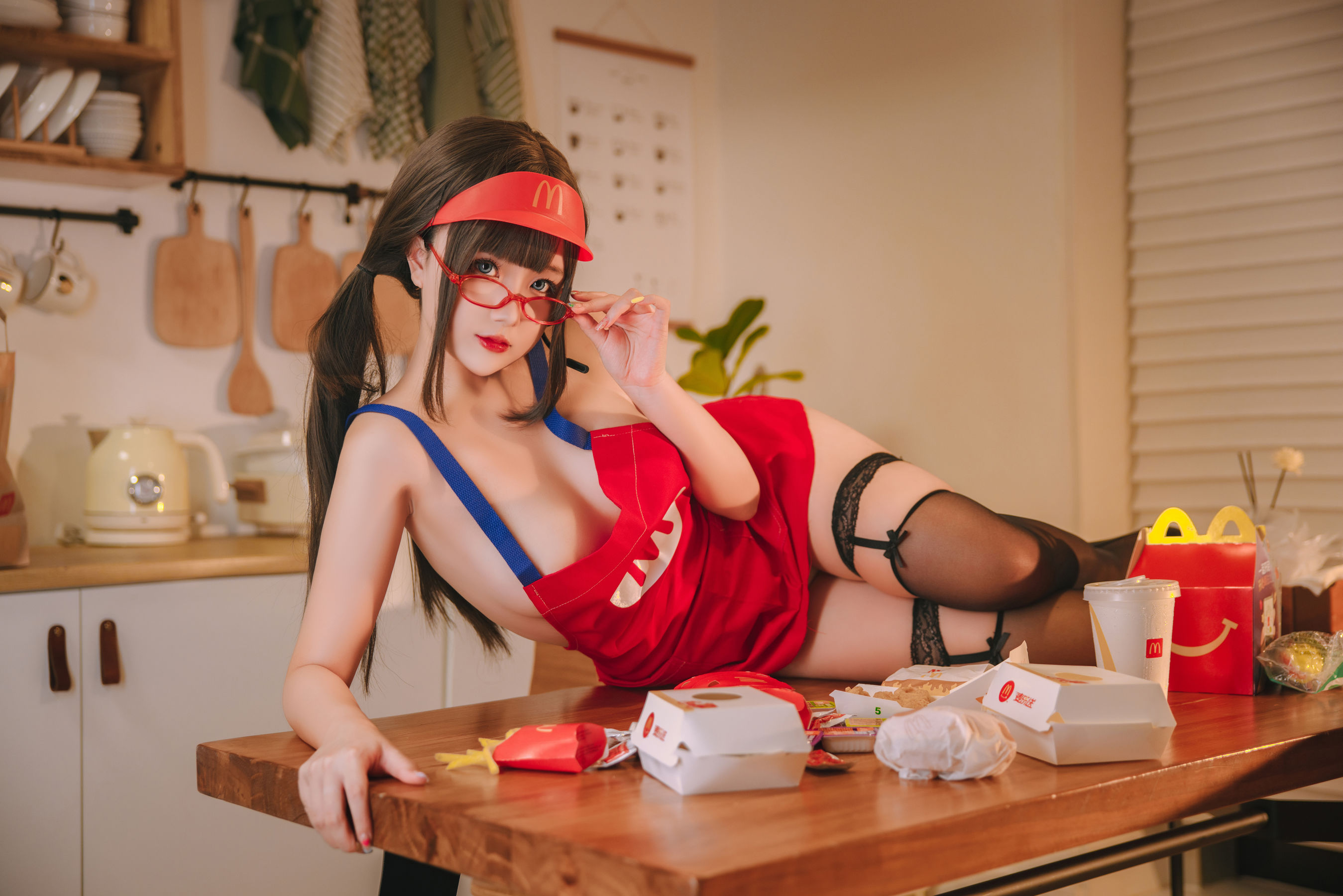 Cosplay 日奈娇 - 麦乐送