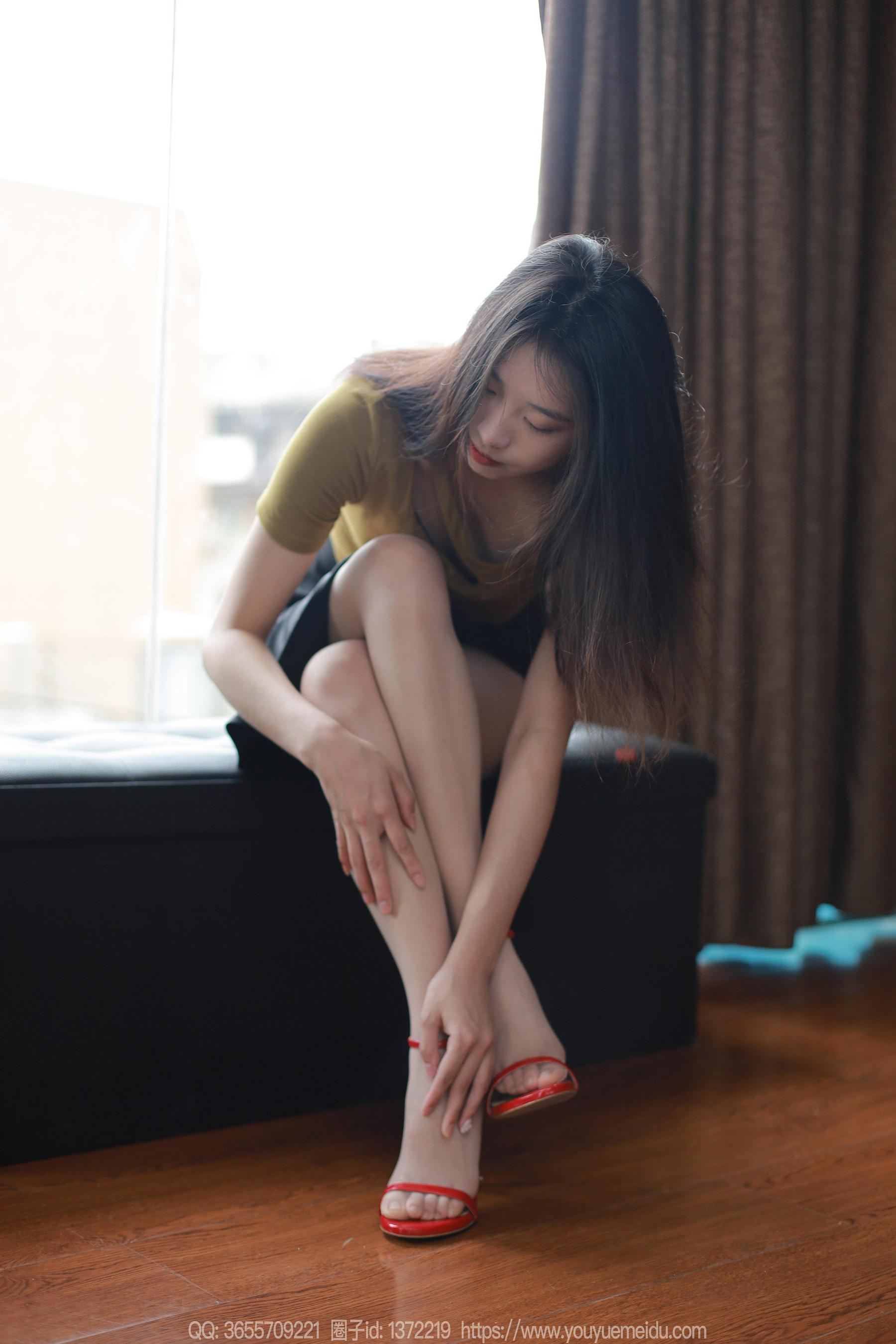 IESS异思趣向 - 模特： 小九 《高叉长裙》