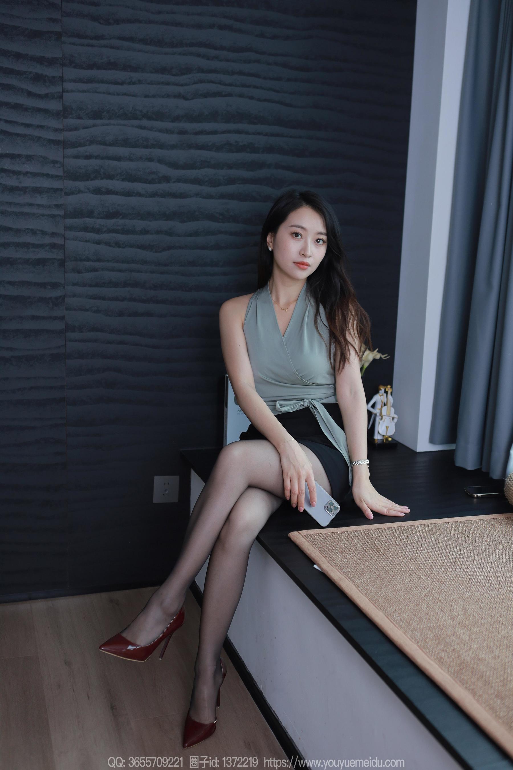 IESS异思趣向 - 模特： 小婕 《嘿丝秘书》