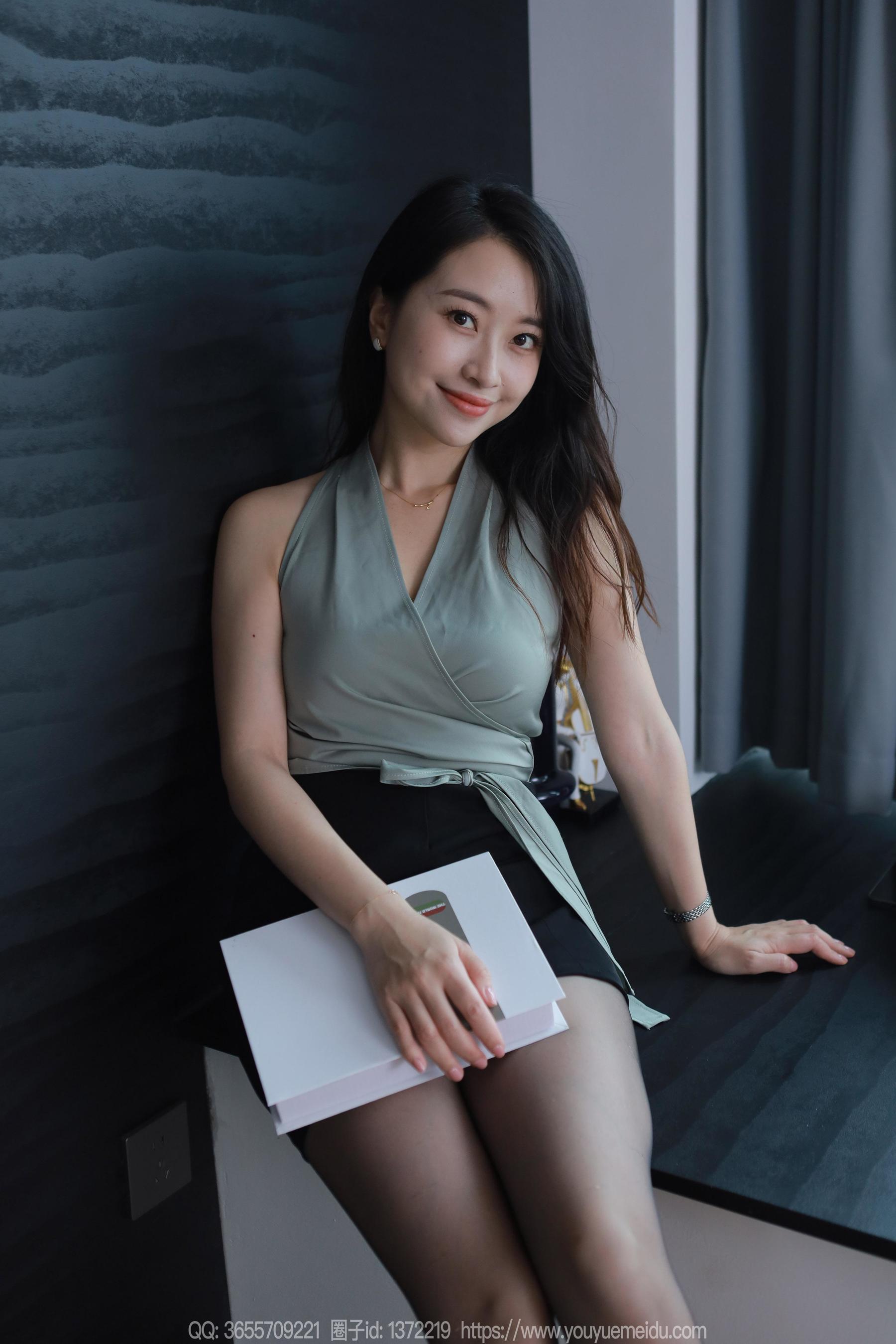 IESS异思趣向 - 模特： 小婕 《嘿丝秘书》