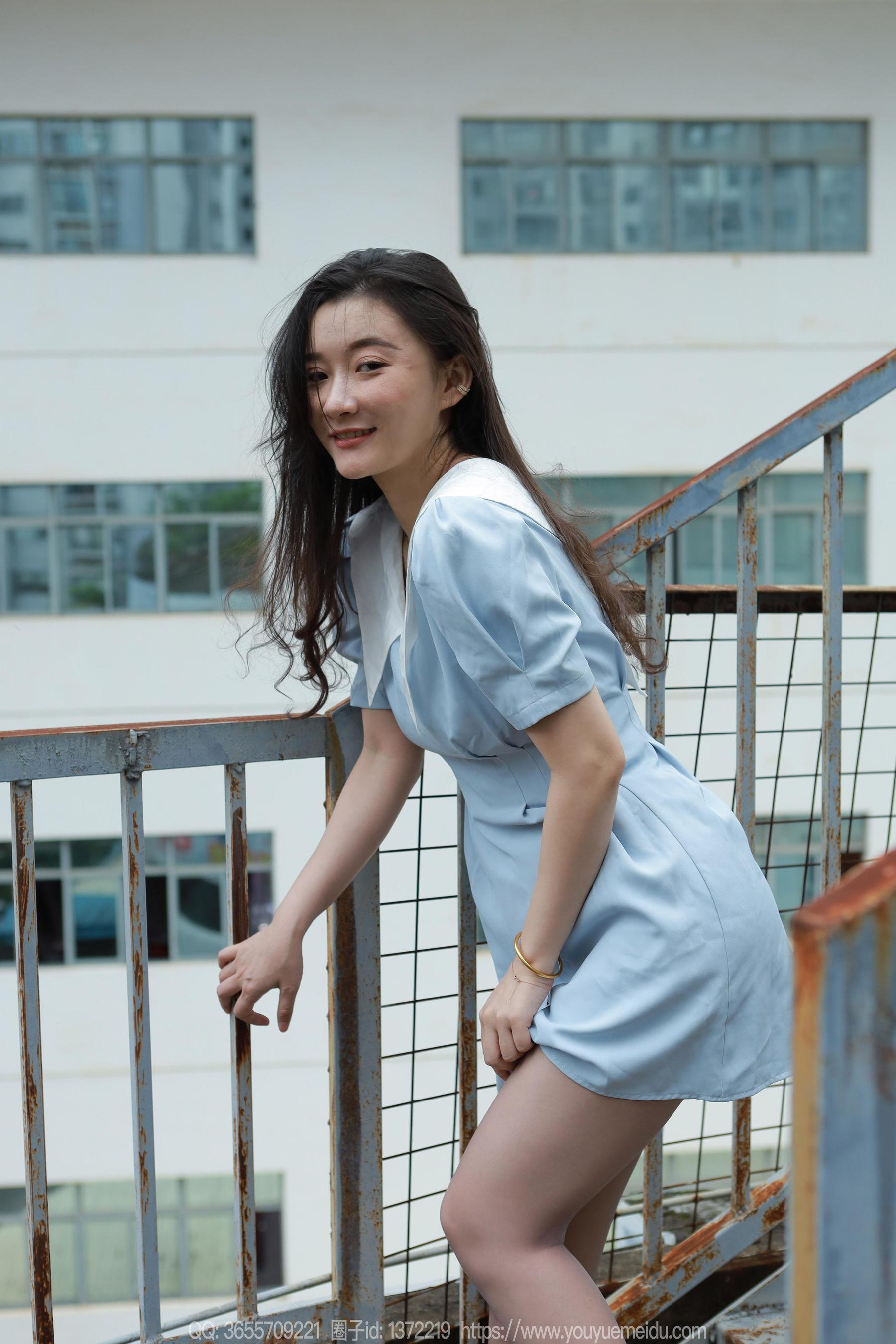 IESS异思趣向 - 模特： 秋秋 《蓝裙甜妹》