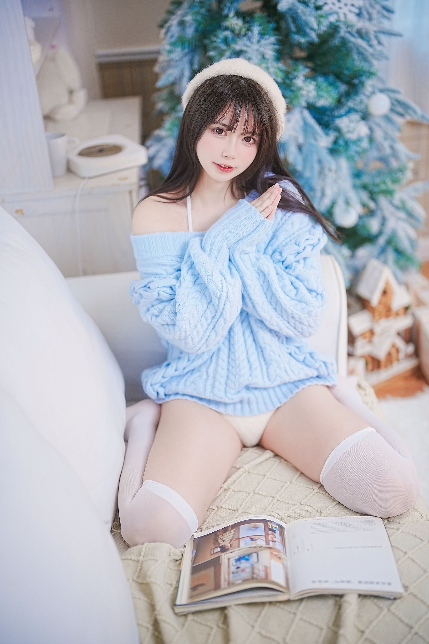 Tina很妖孽呀 - 蓝色秋冬毛衣