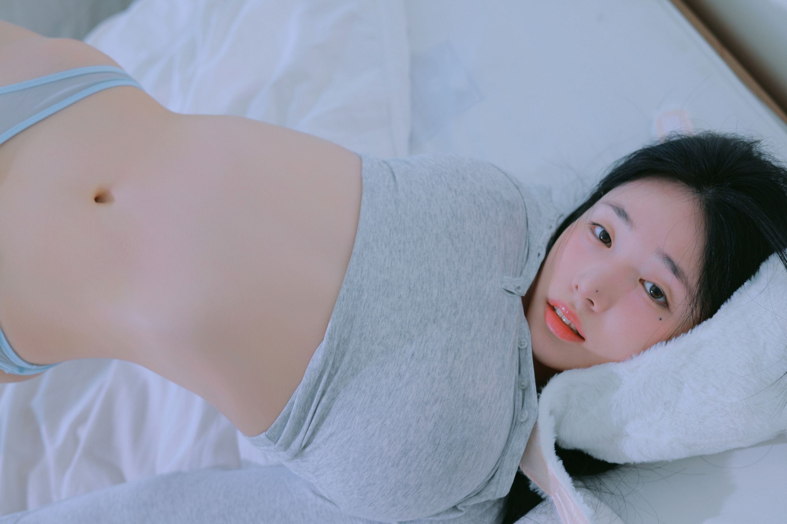Yeonwoo - Terrace