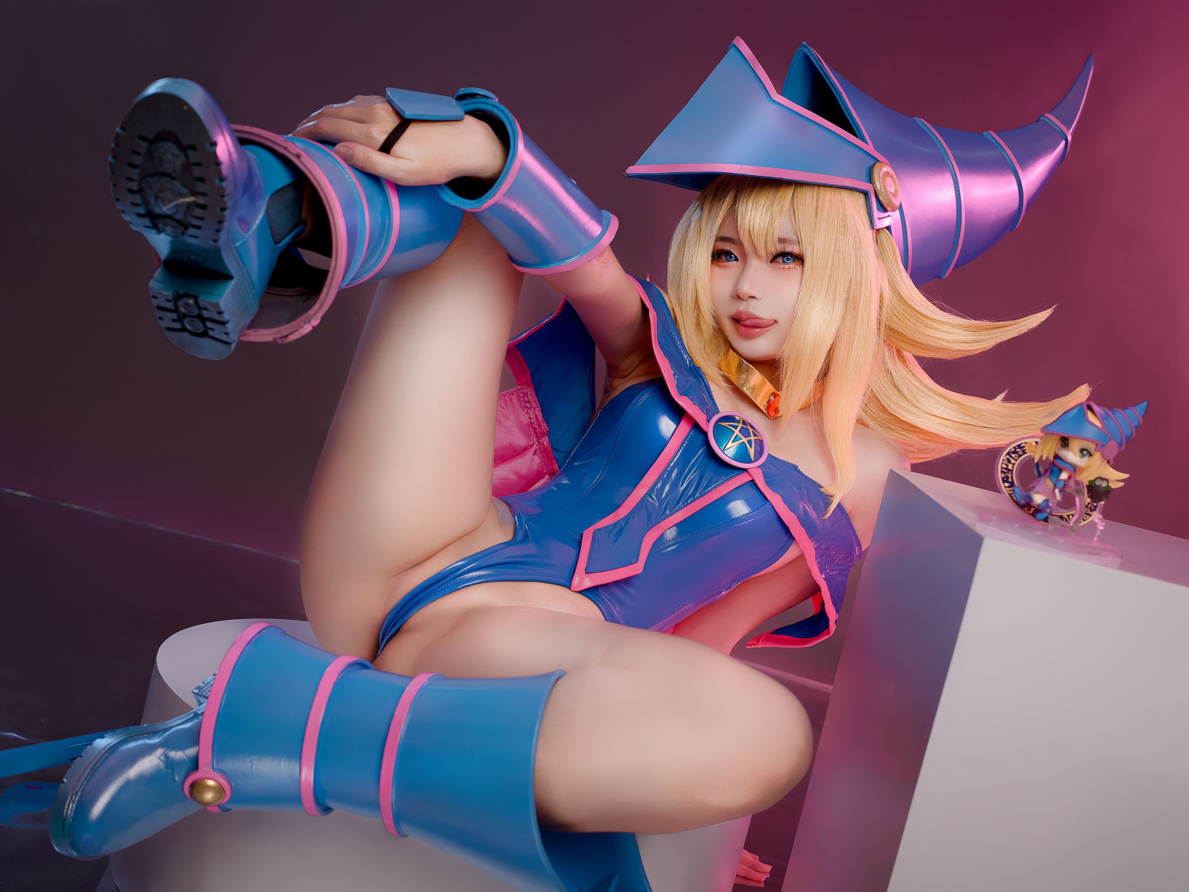 ZinieQ - Dark Magician Girl (Yu Gi Oh)