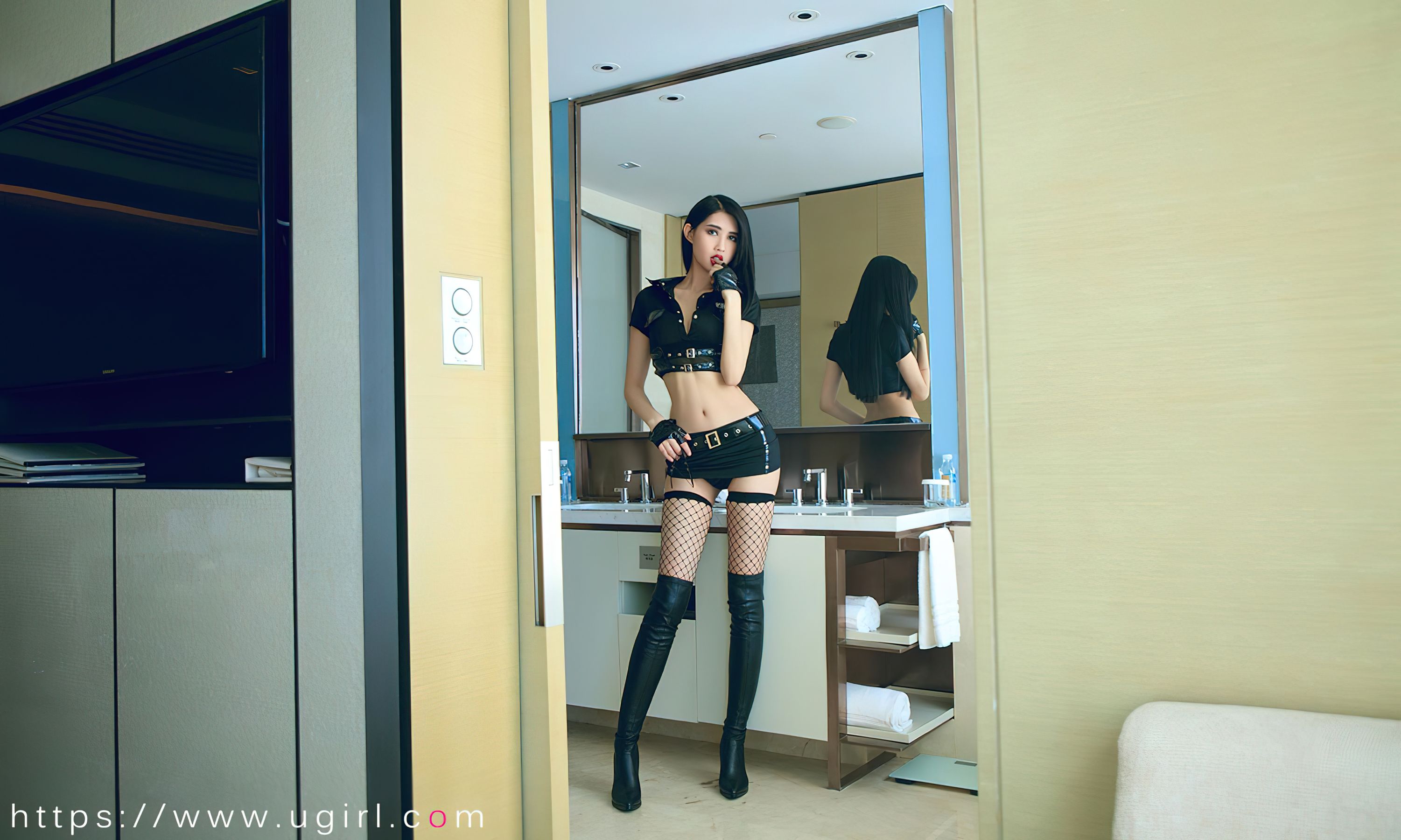 [Ugirls]爱尤物 No.2816 坠入 葛征