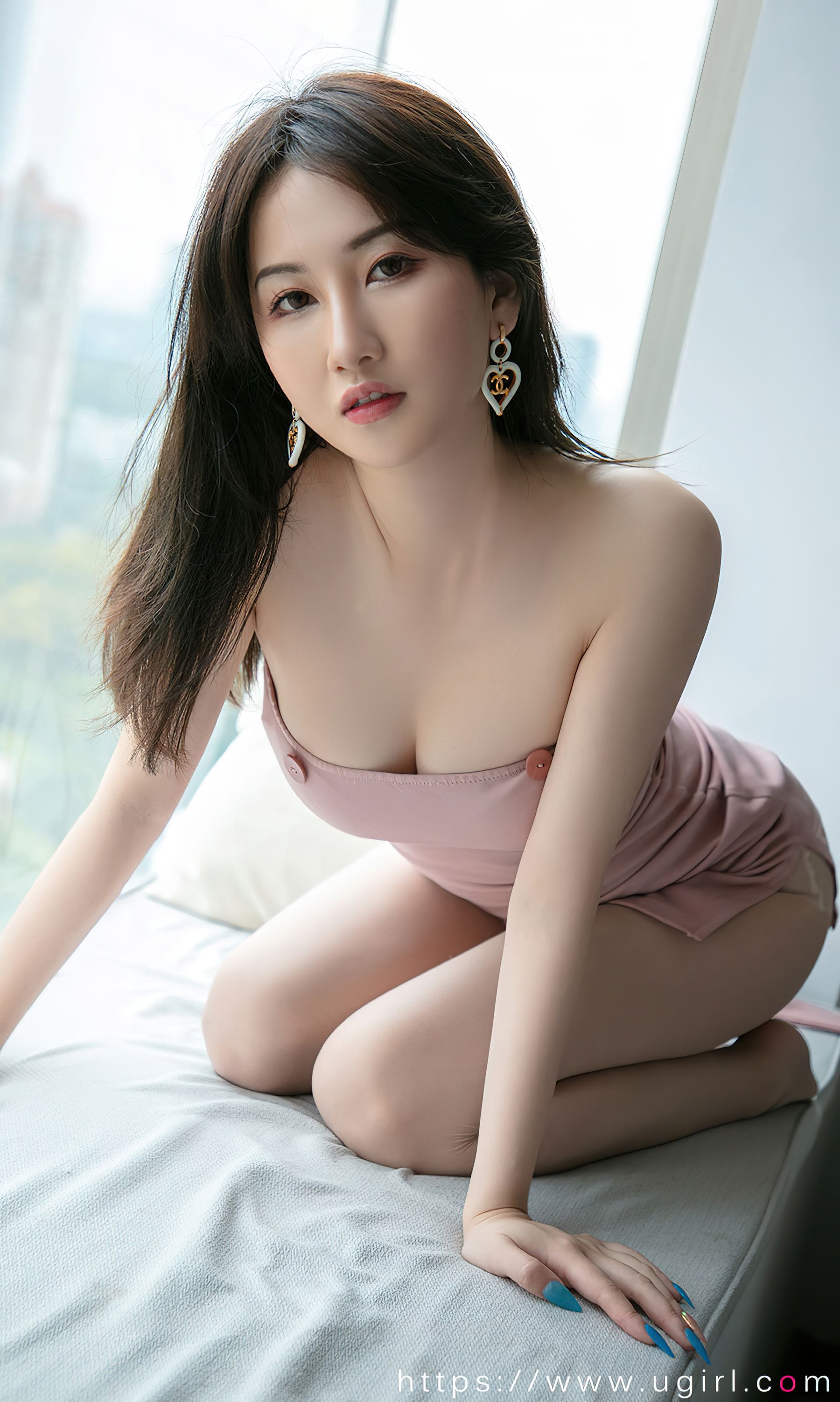 [Ugirls]爱尤物 No.2821 秘蜜糖 悠悠