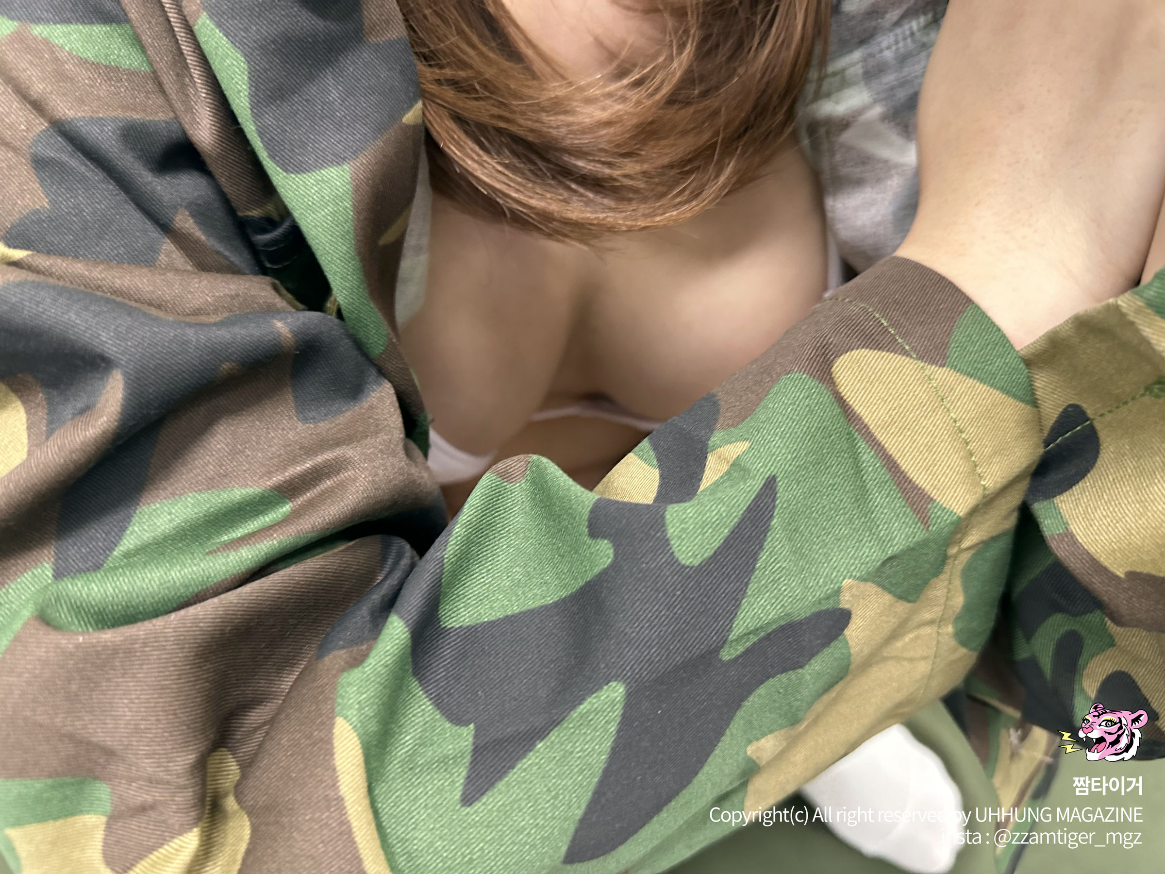 [UHHUNG MAGAZINE] Yoonbly - Millitary
