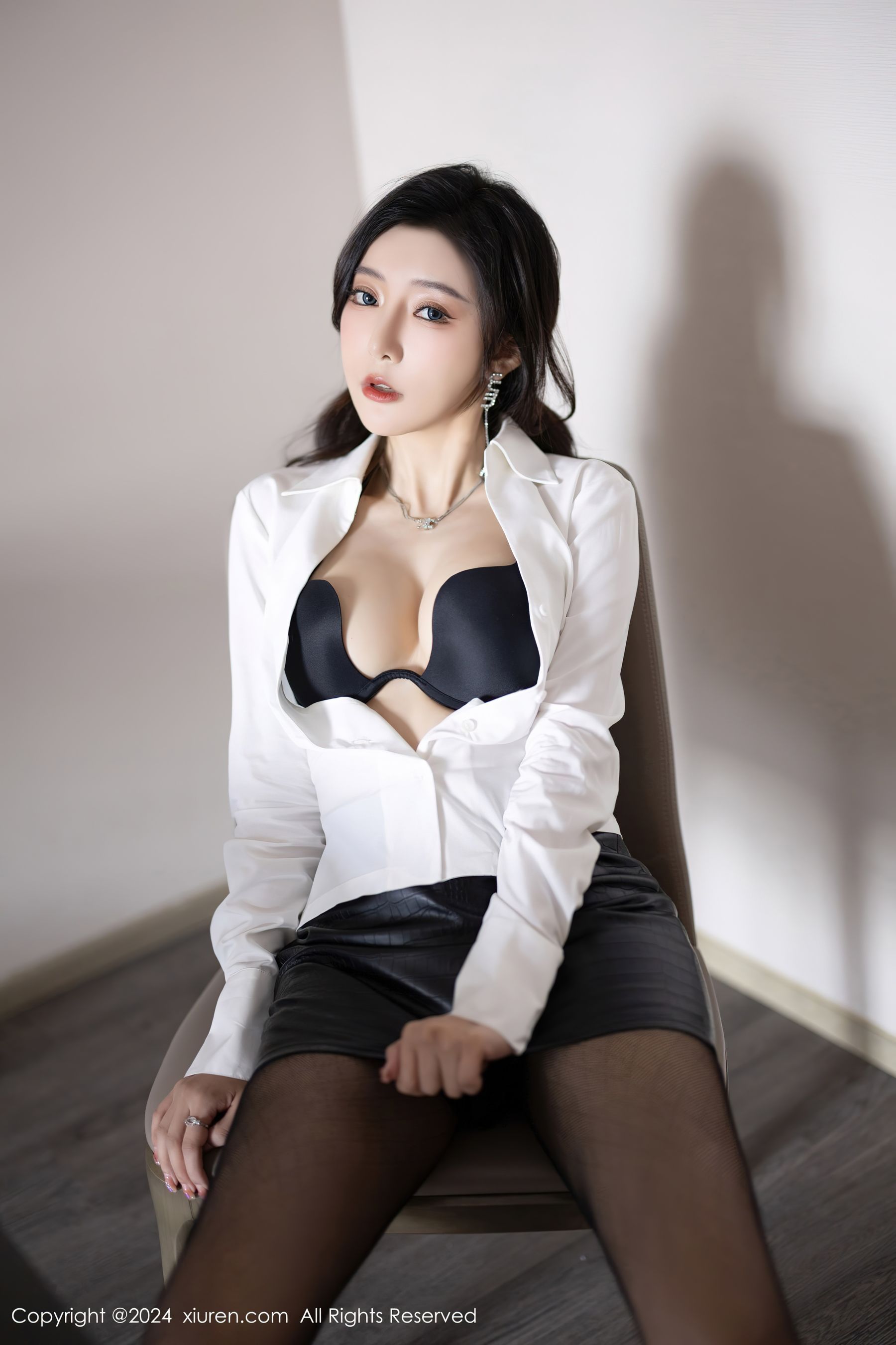 [秀人XiuRen] 2024.03.29 No.8314 王馨瑶yanni