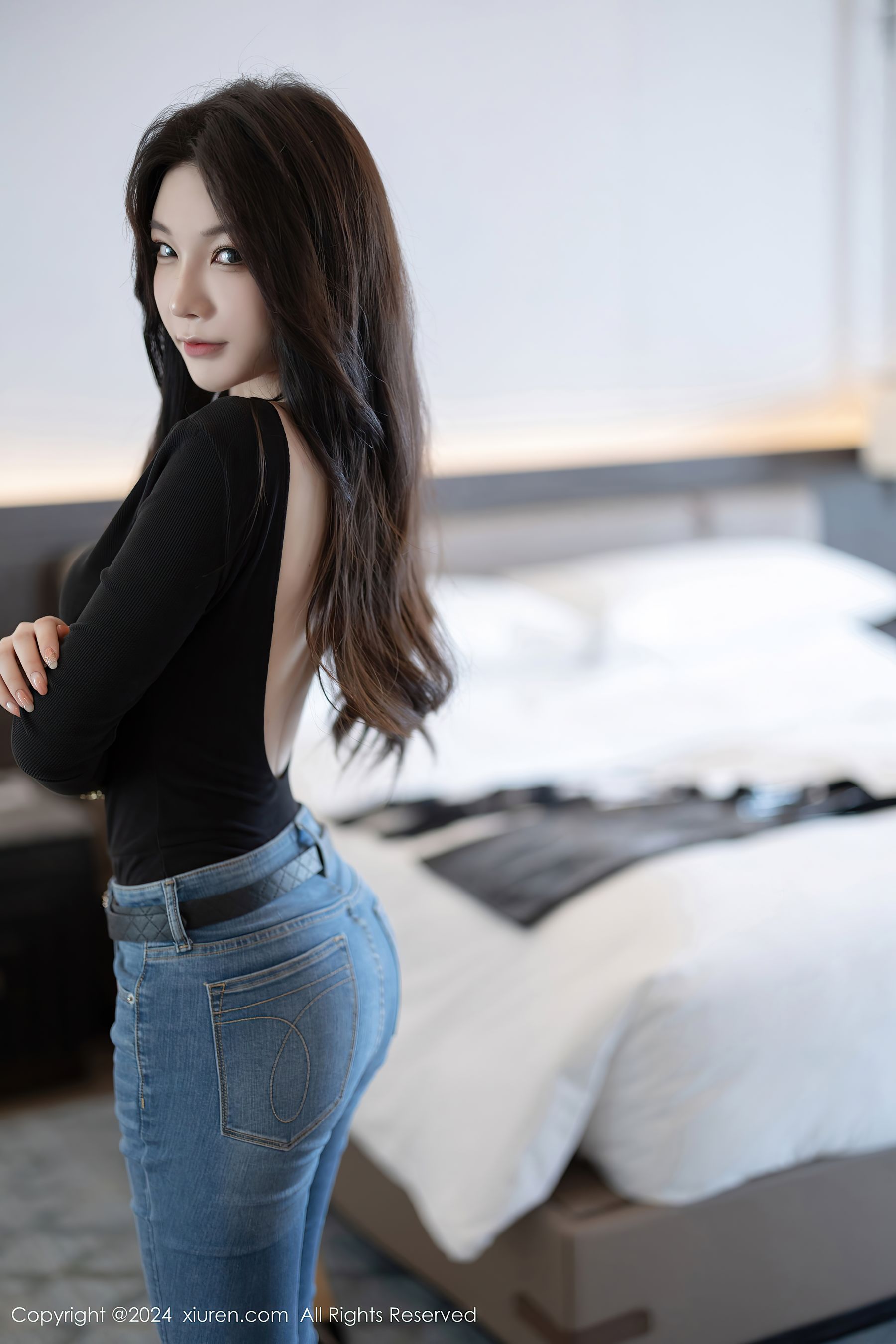 [秀人XiuRen] 2024.04.12 No.8385 徐莉芝Booty