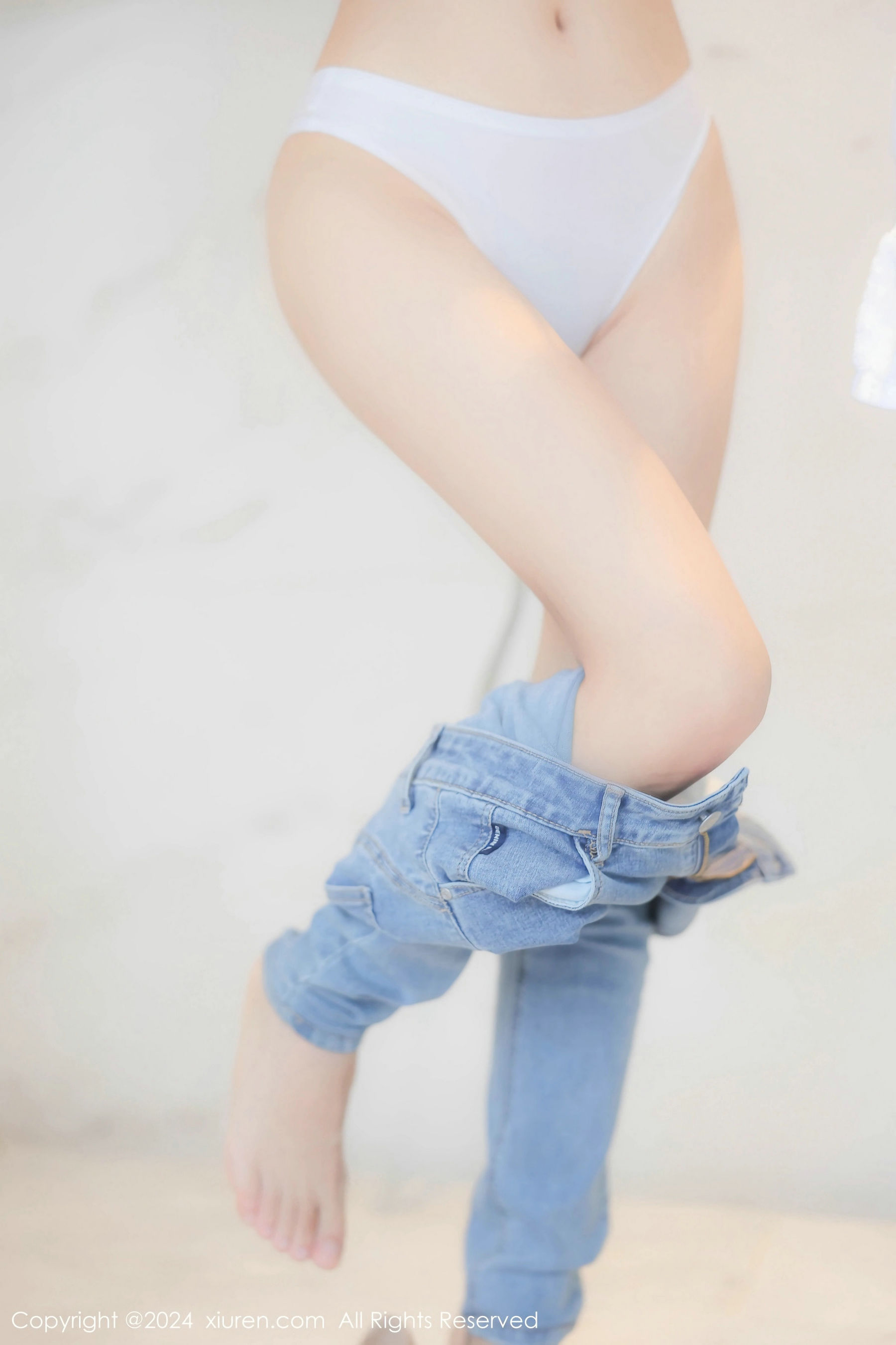 [秀人XiuRen] 2024.04.29 No.8467 周周不吃香菜