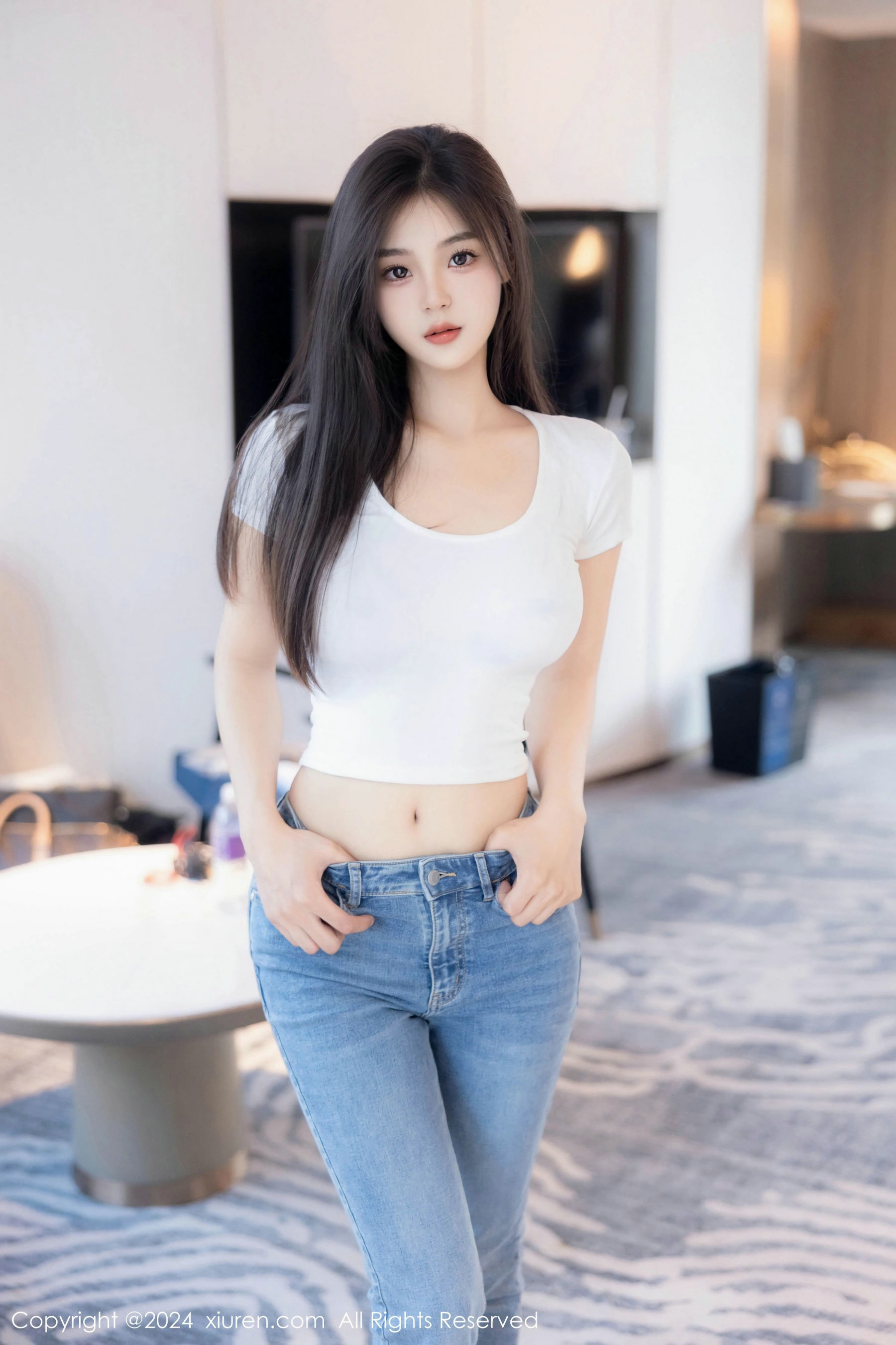 [秀人XiuRen] 2024.04.29 No.8467 周周不吃香菜