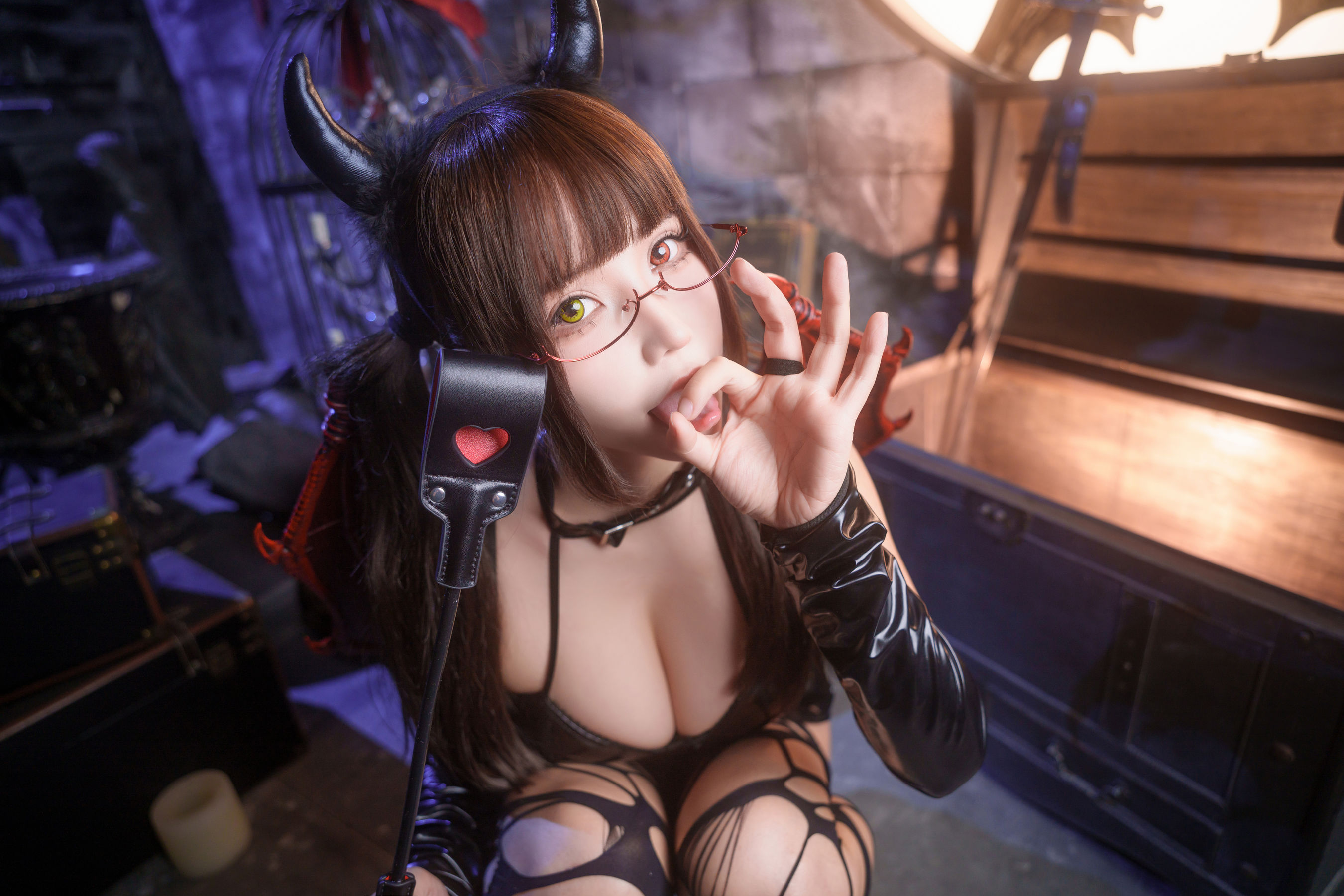 二次元妹子 抱走莫子 aa - 小魅魔