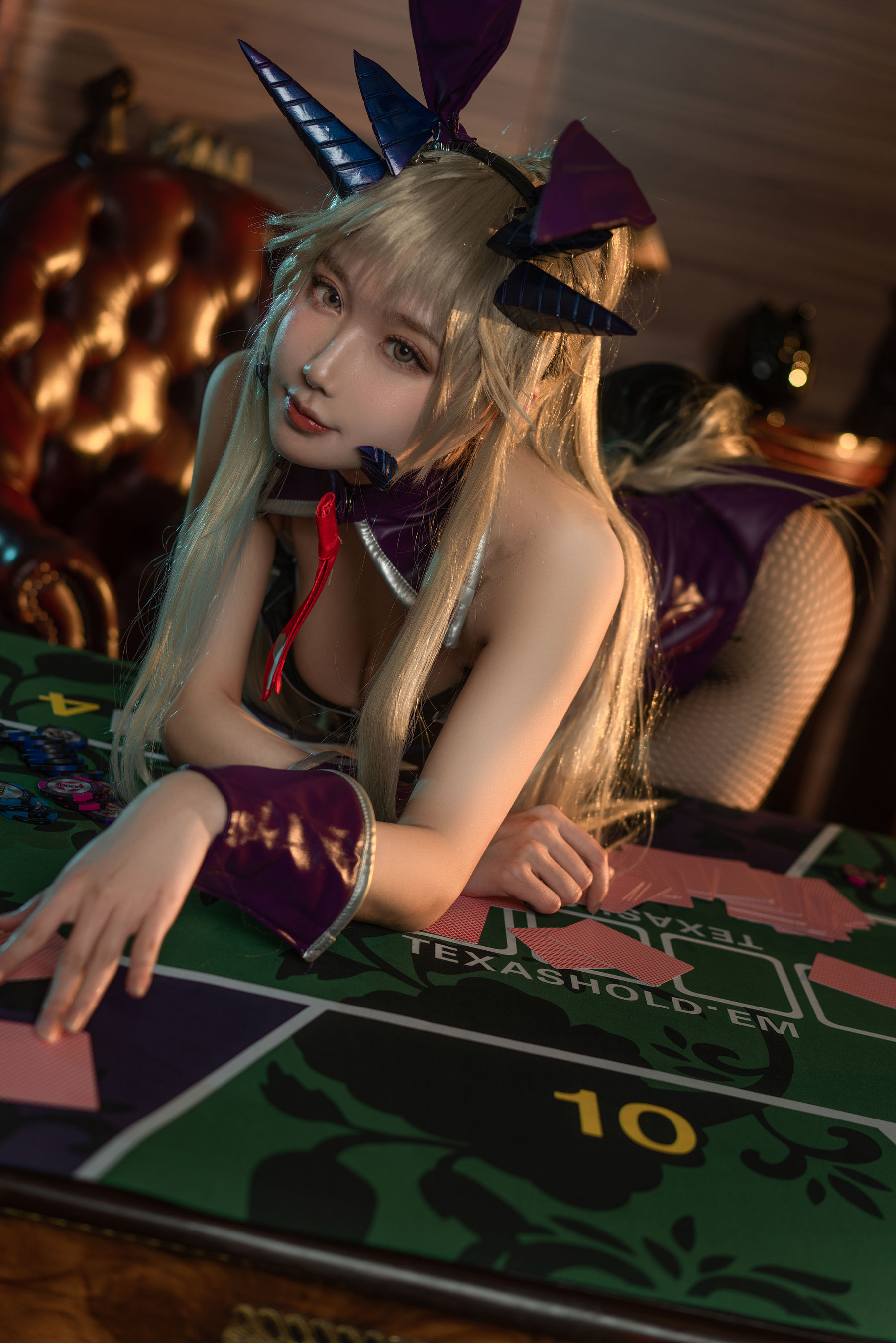动漫博主 阿包也是兔娘 - 黑枪呆兔女郎