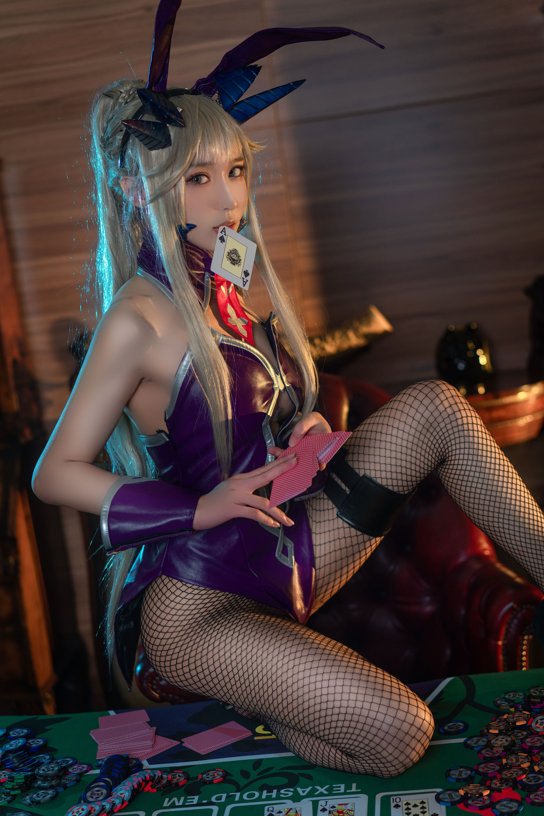 动漫博主 阿包也是兔娘 - 黑枪呆兔女郎