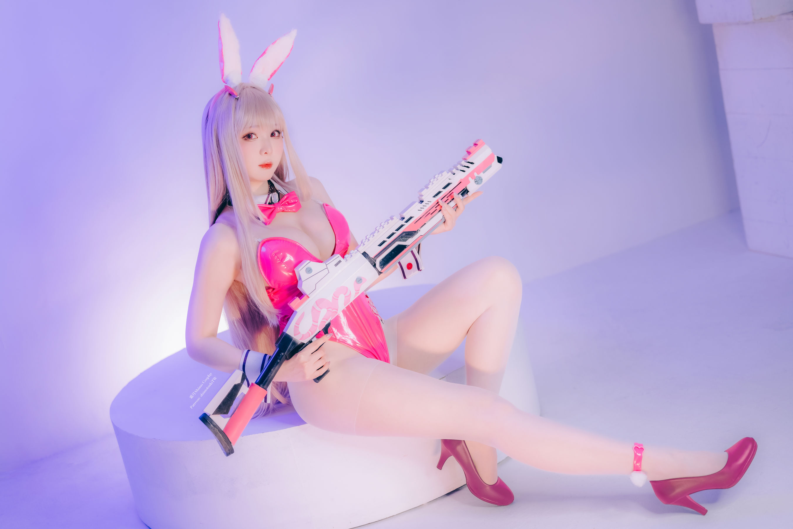 微博妹纸 霜月shimo - Viper Bunny Suit (NIKKE)