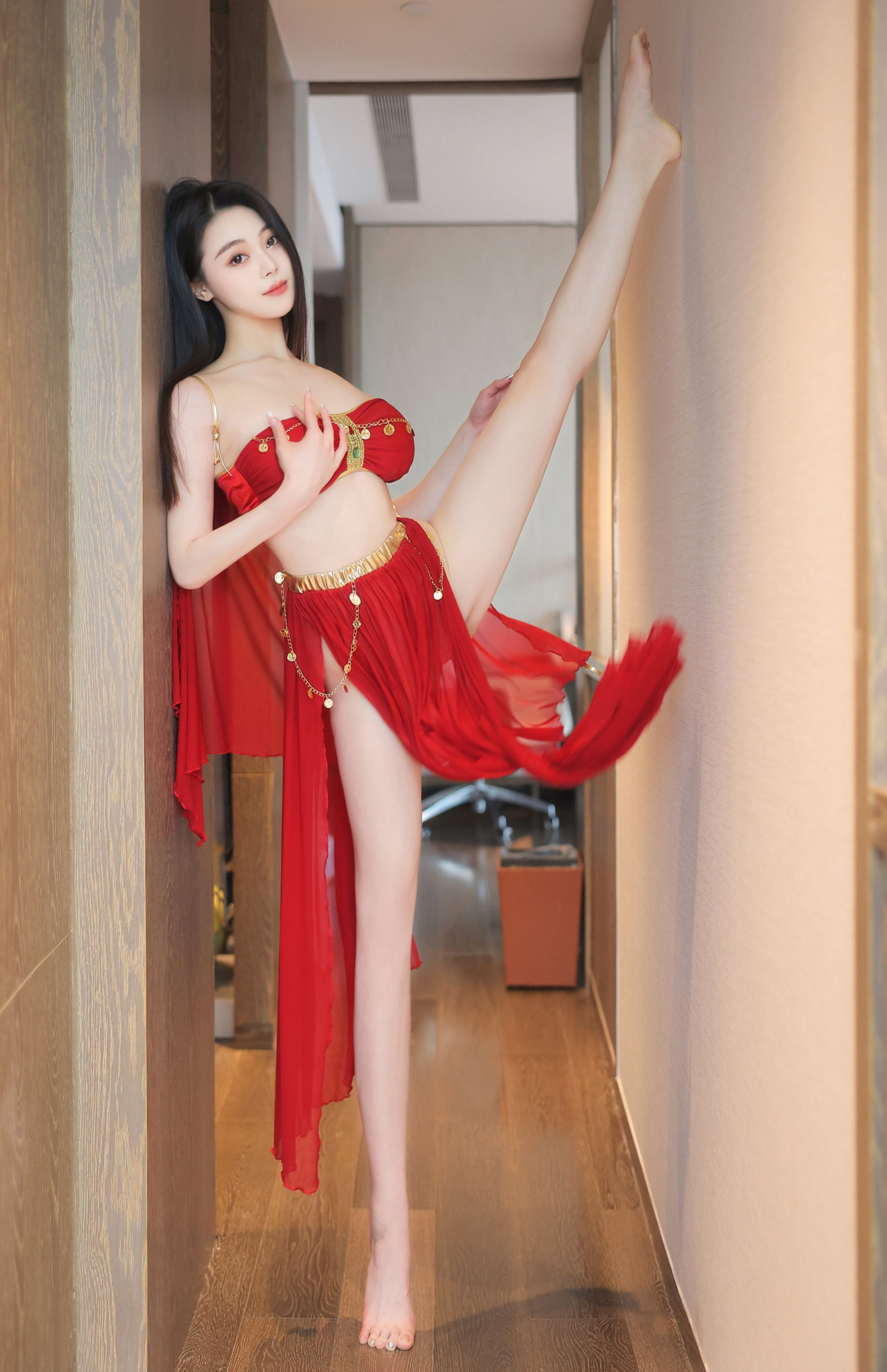 清妙 - 红色舞裙