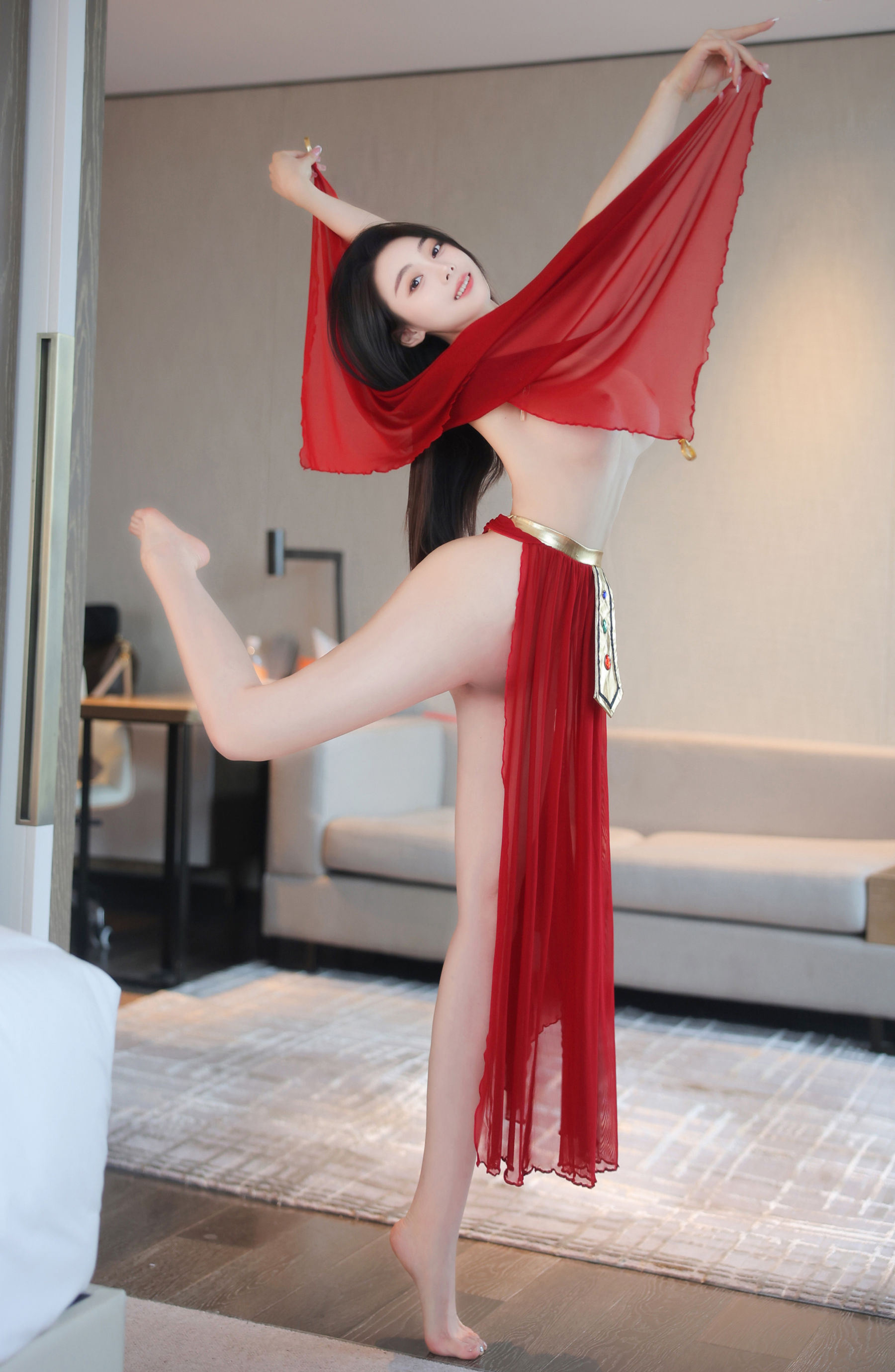 清妙 - 红色舞裙