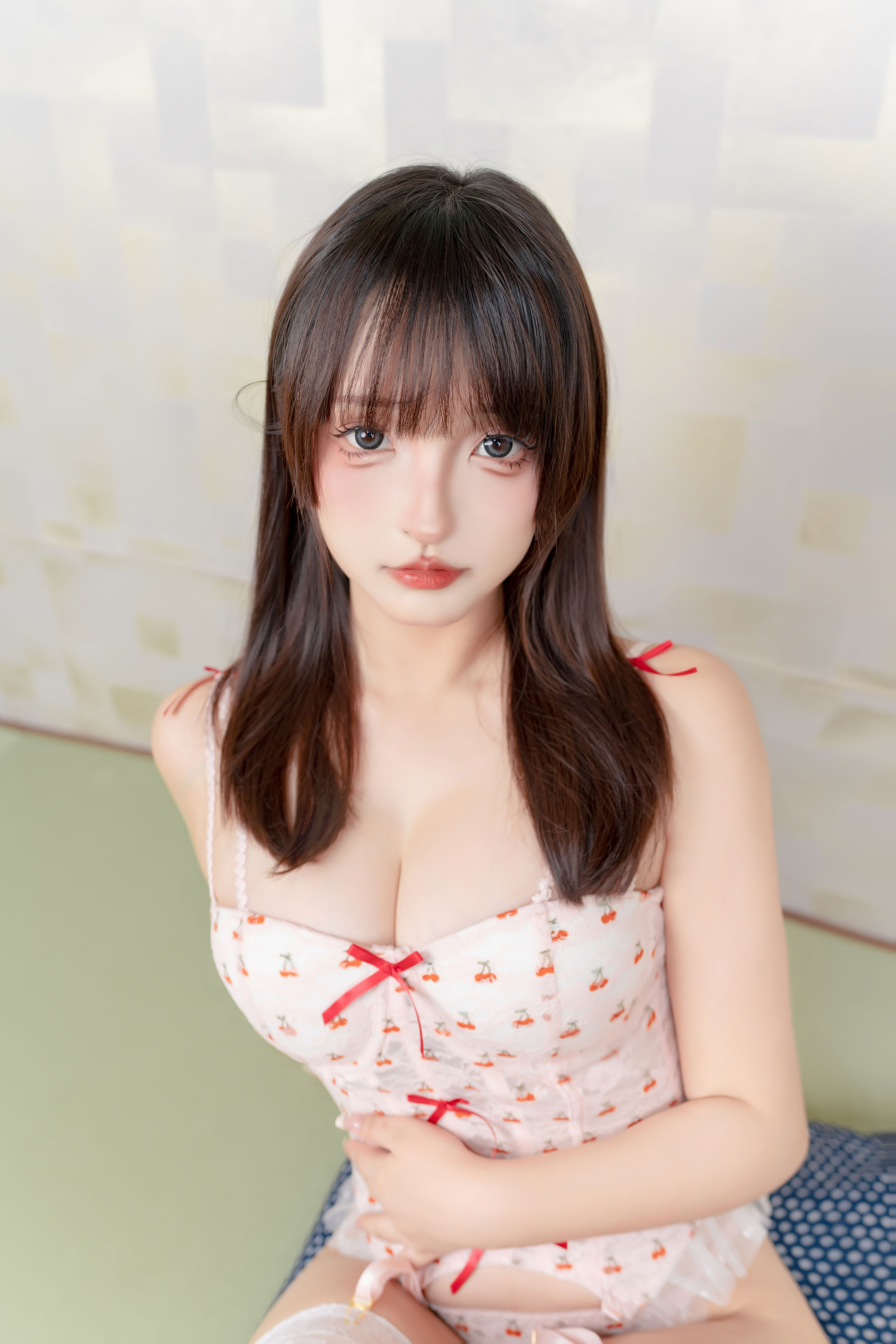 萝莉 神楽板真冬 之睡衣少女