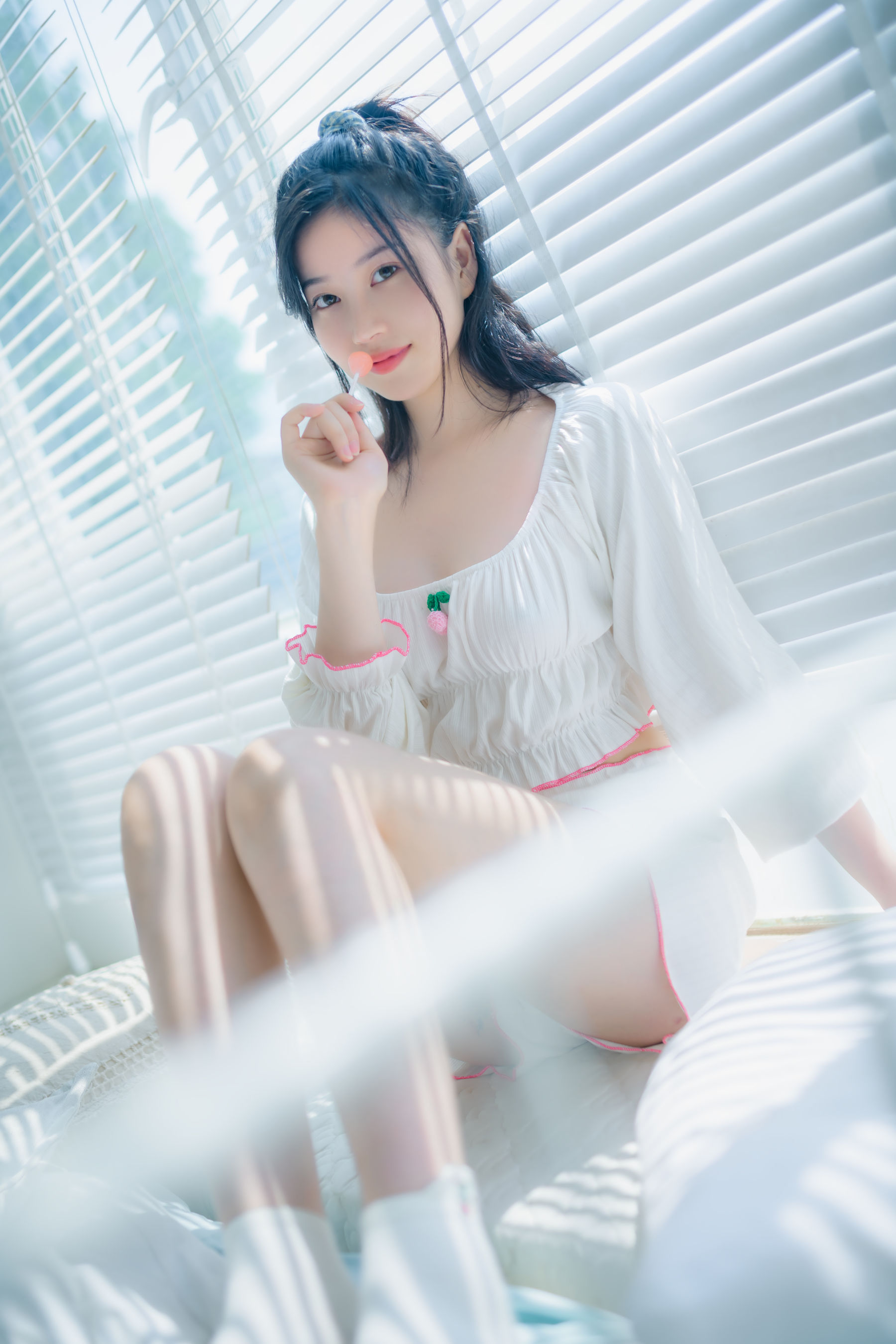 Nnian - 爱吃棒棒糖的少女