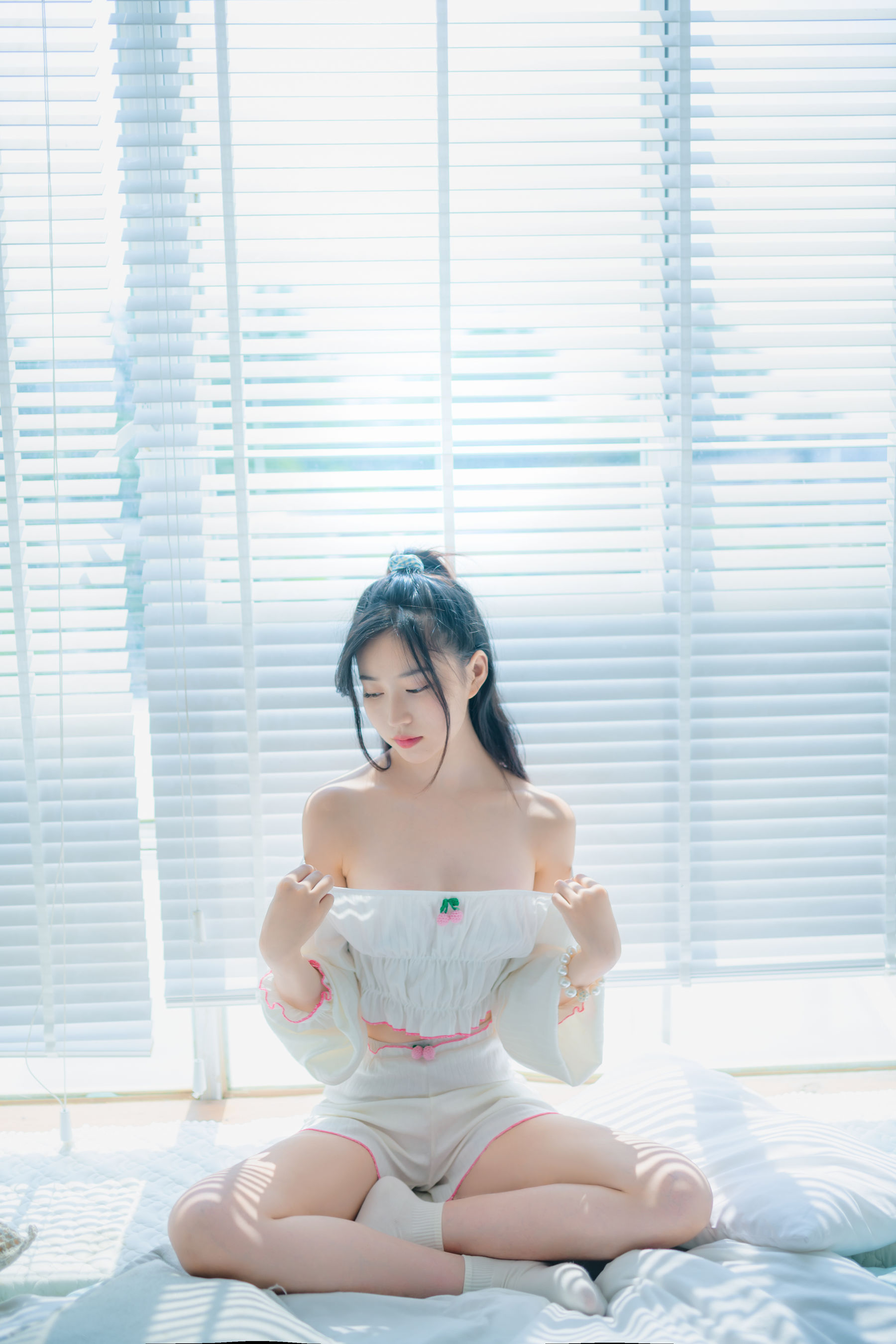 Nnian - 爱吃棒棒糖的少女