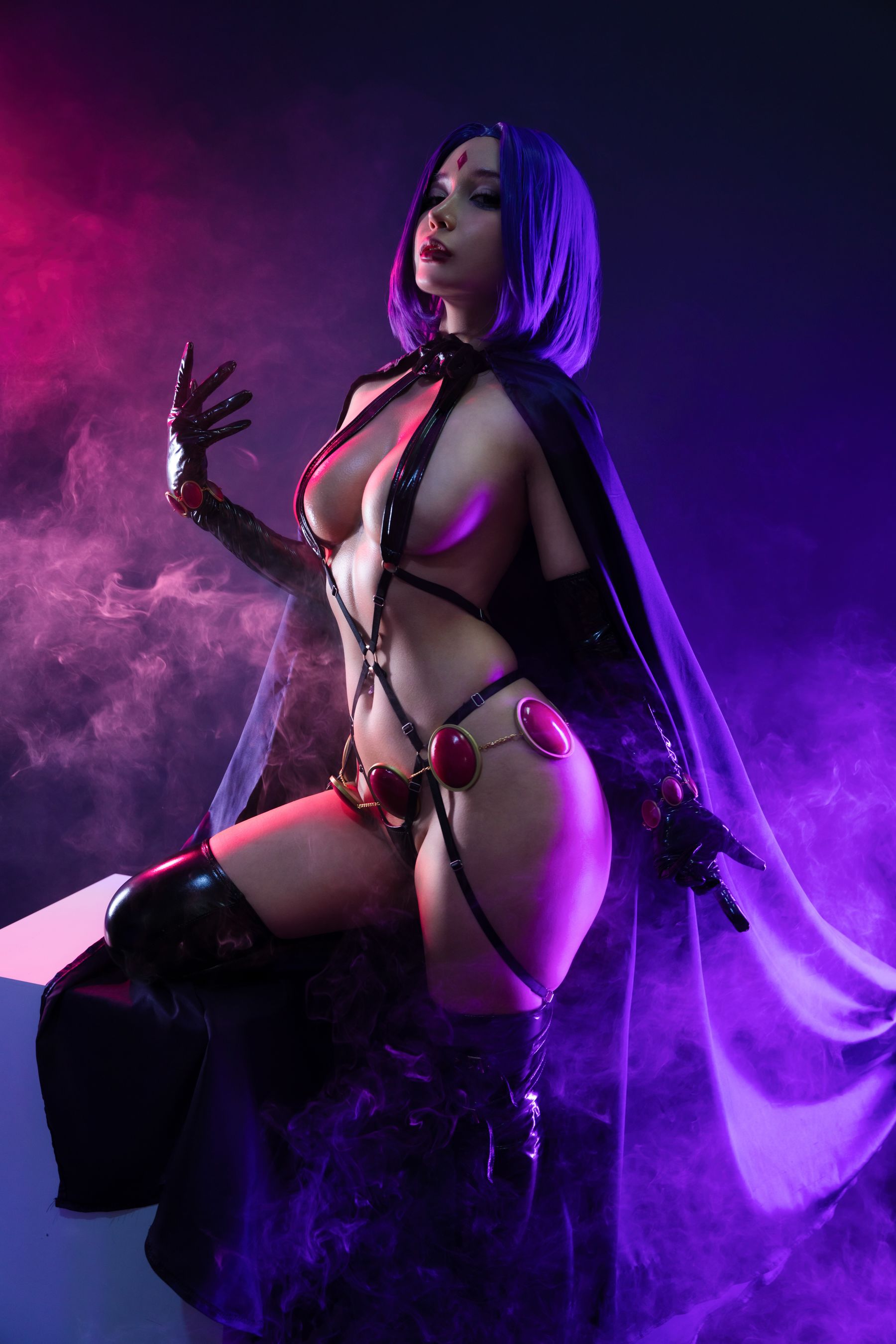 Umeko J - Raven Latex Lingerie