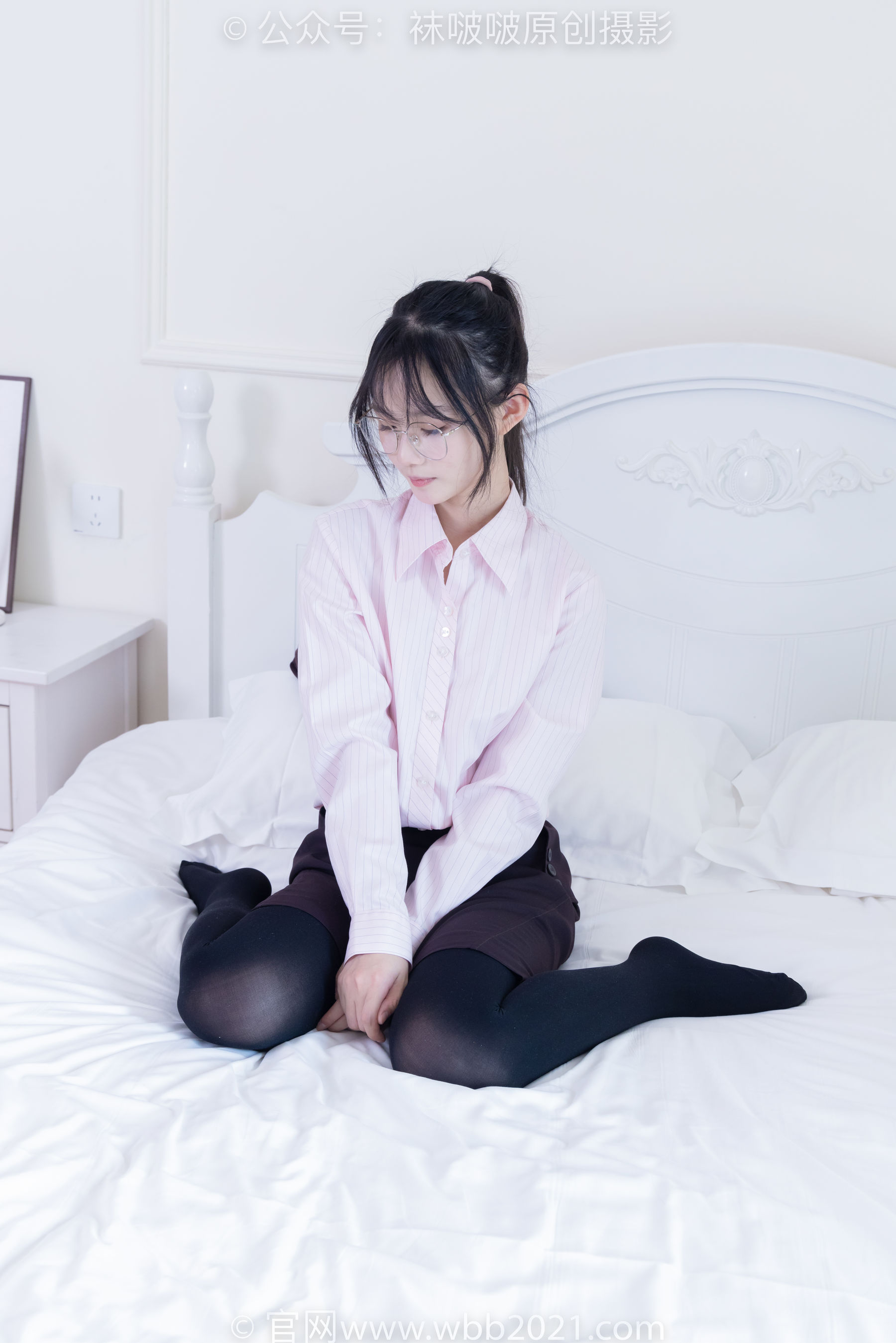 BoBoSocks袜啵啵 No.362 甜甜圈 -两双皮鞋、厚肉丝、厚黑丝、ol制服