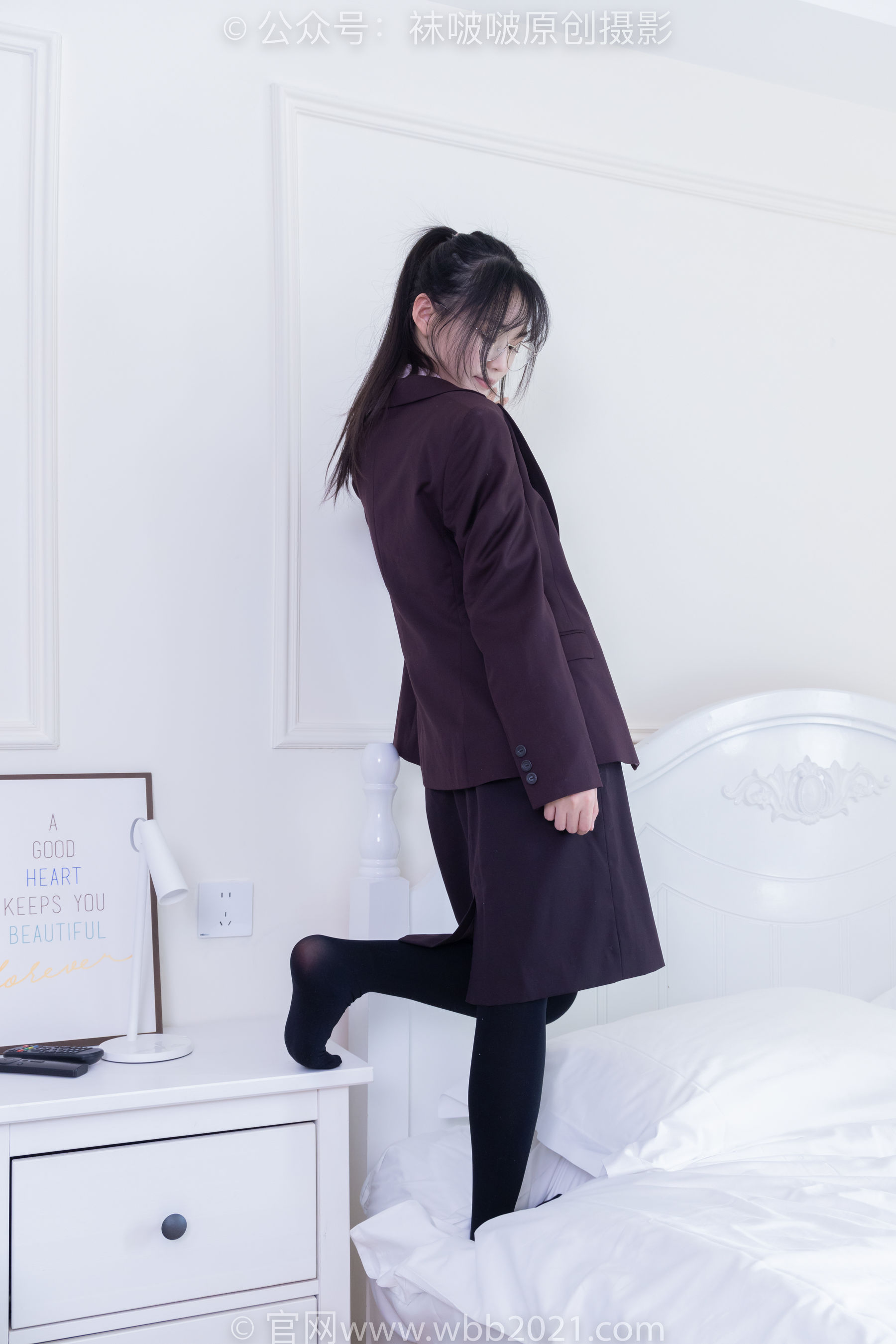 BoBoSocks袜啵啵 No.362 甜甜圈 -两双皮鞋、厚肉丝、厚黑丝、ol制服